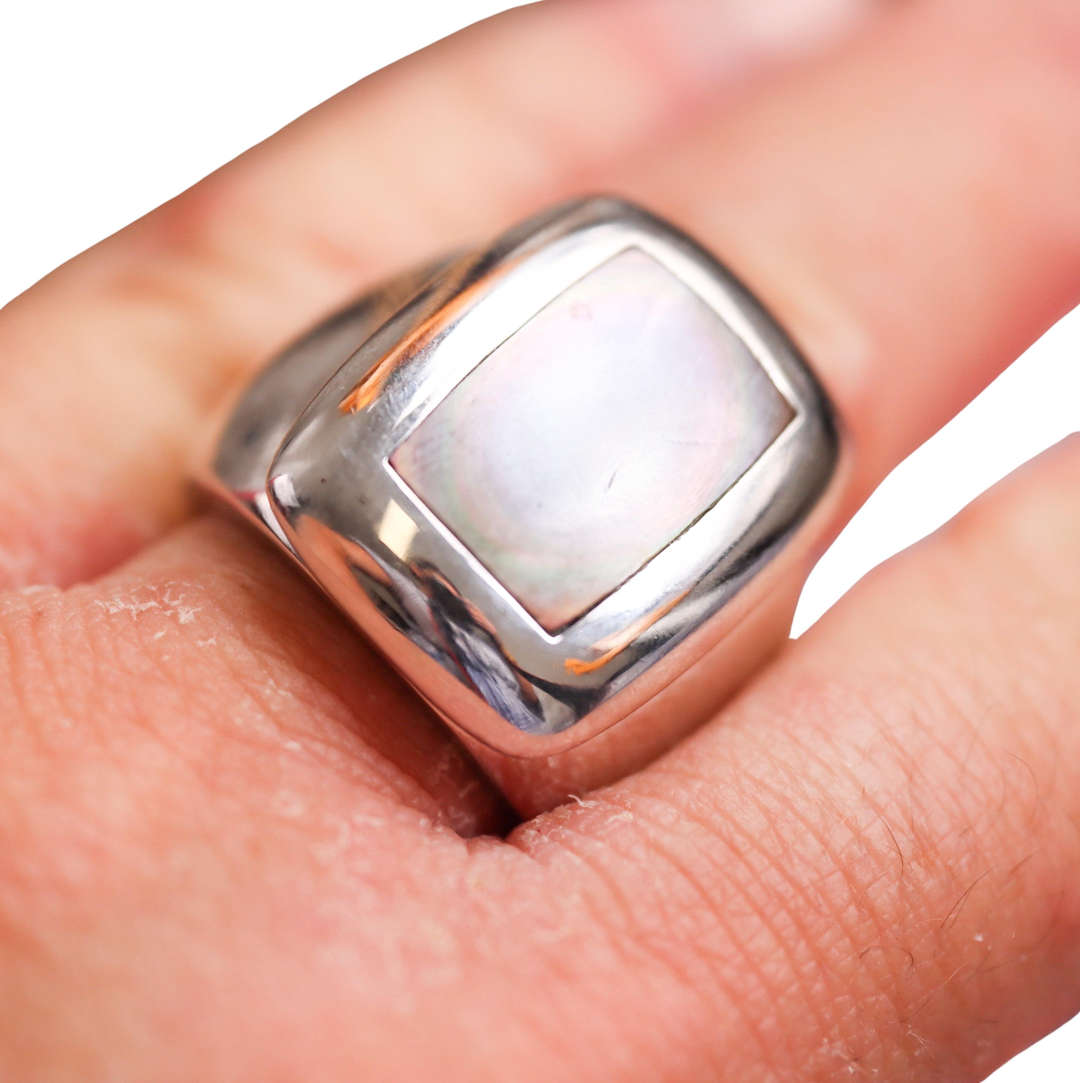 Van Cleef & Arpels Gold Mother of Pearl Ring