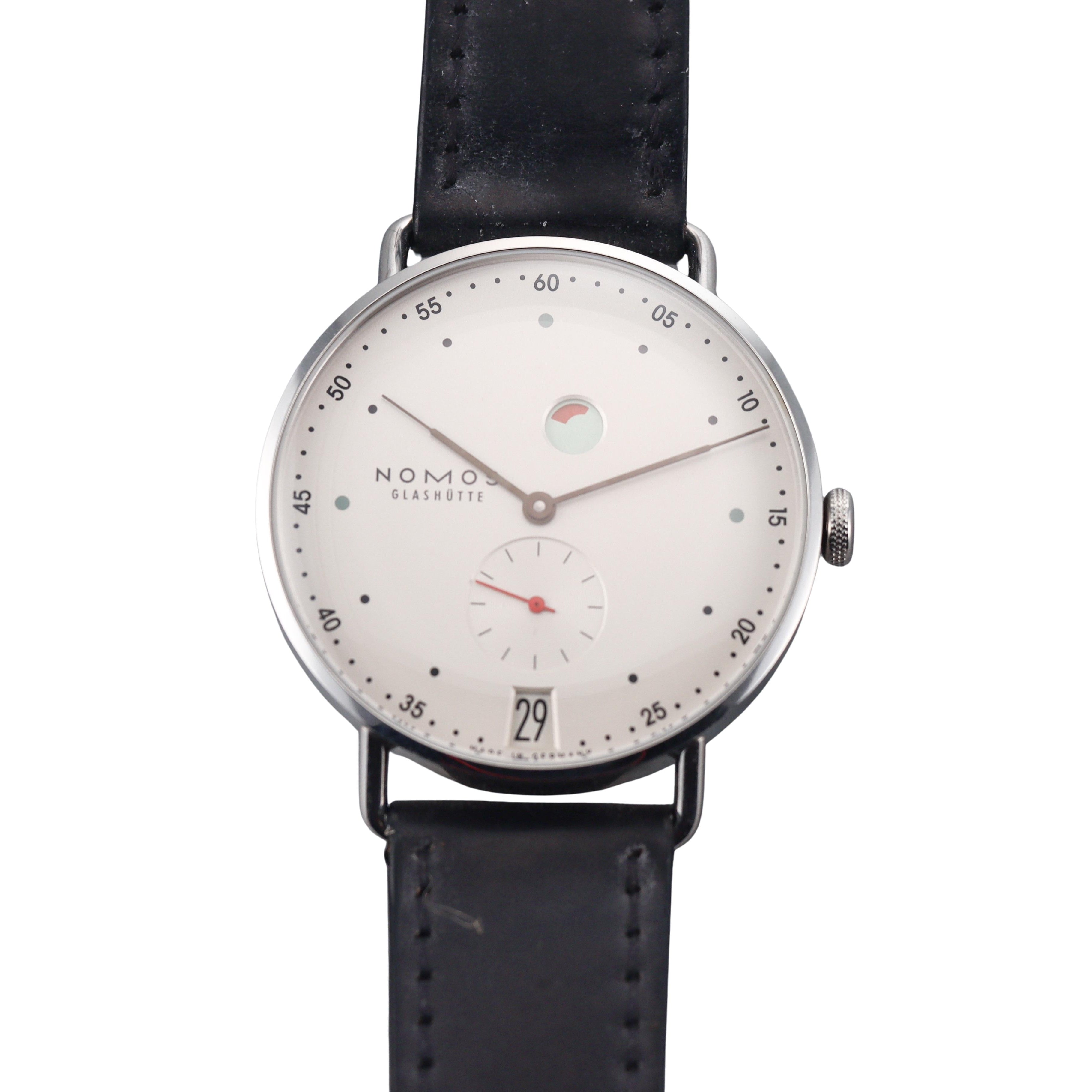 Nomos Glashutte Metro 1101 Datum Gangreserve 37mm Watch