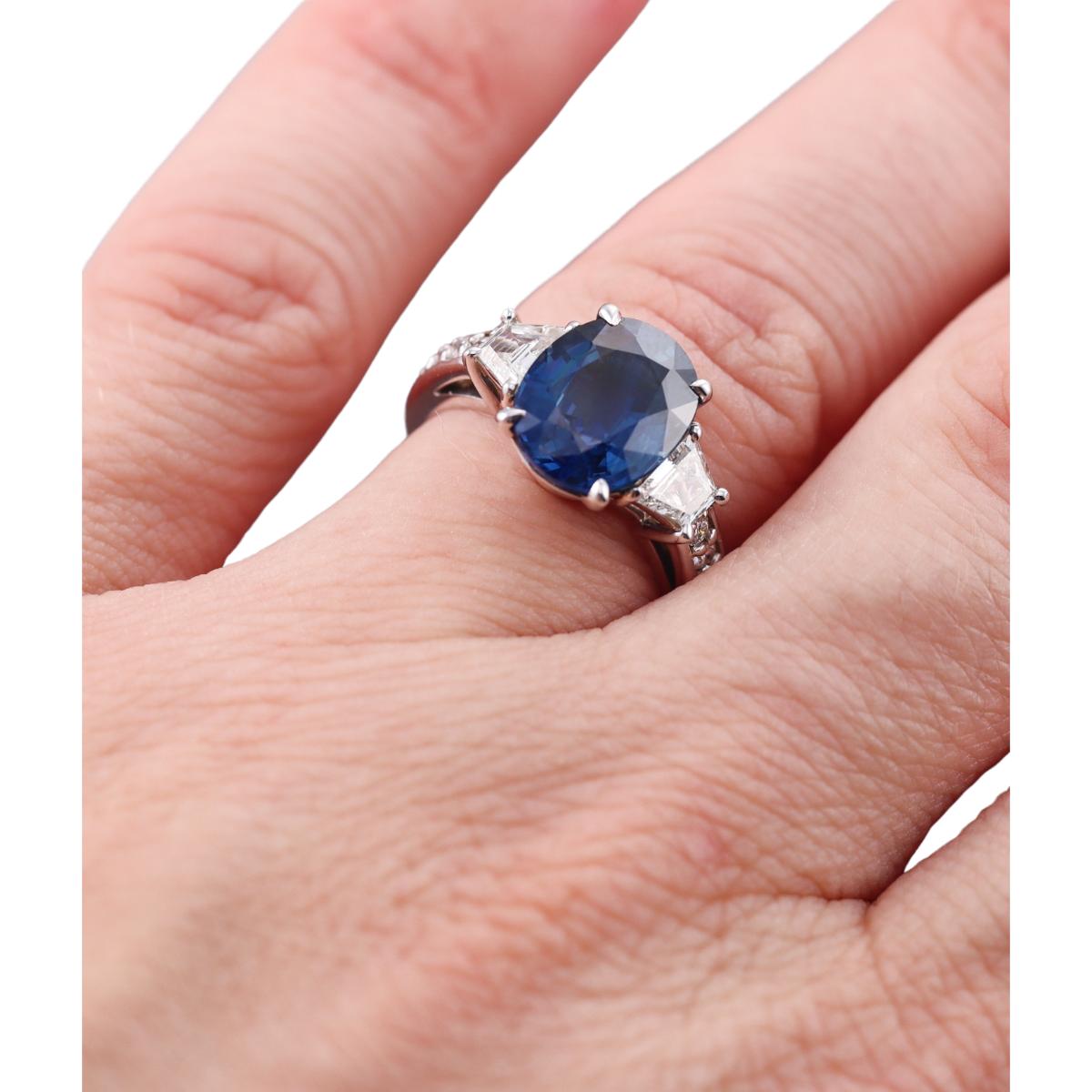 4.35ct Sapphire Diamond Gold Ring