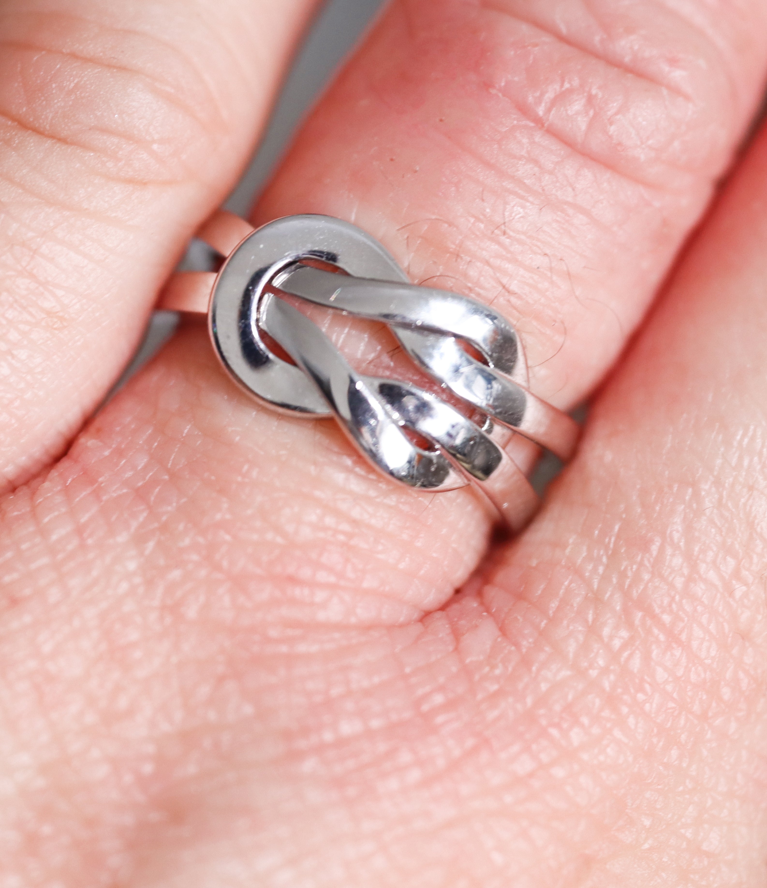 Fred Chance Infinie White Gold Medium Model Ring