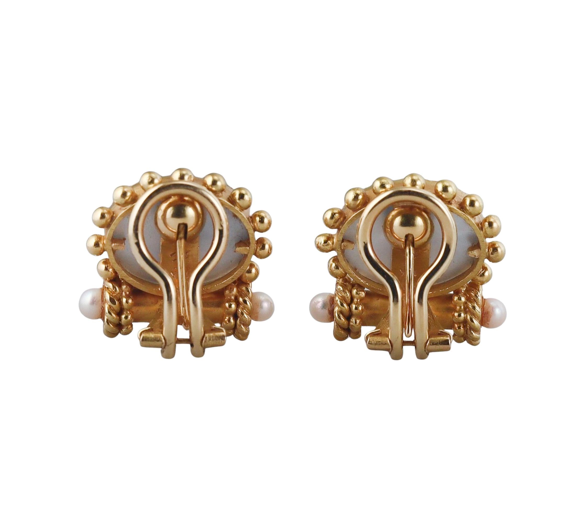 Elizabeth Locke Venetian Glass Intaglio Pegasus Pearl Gold Earrings