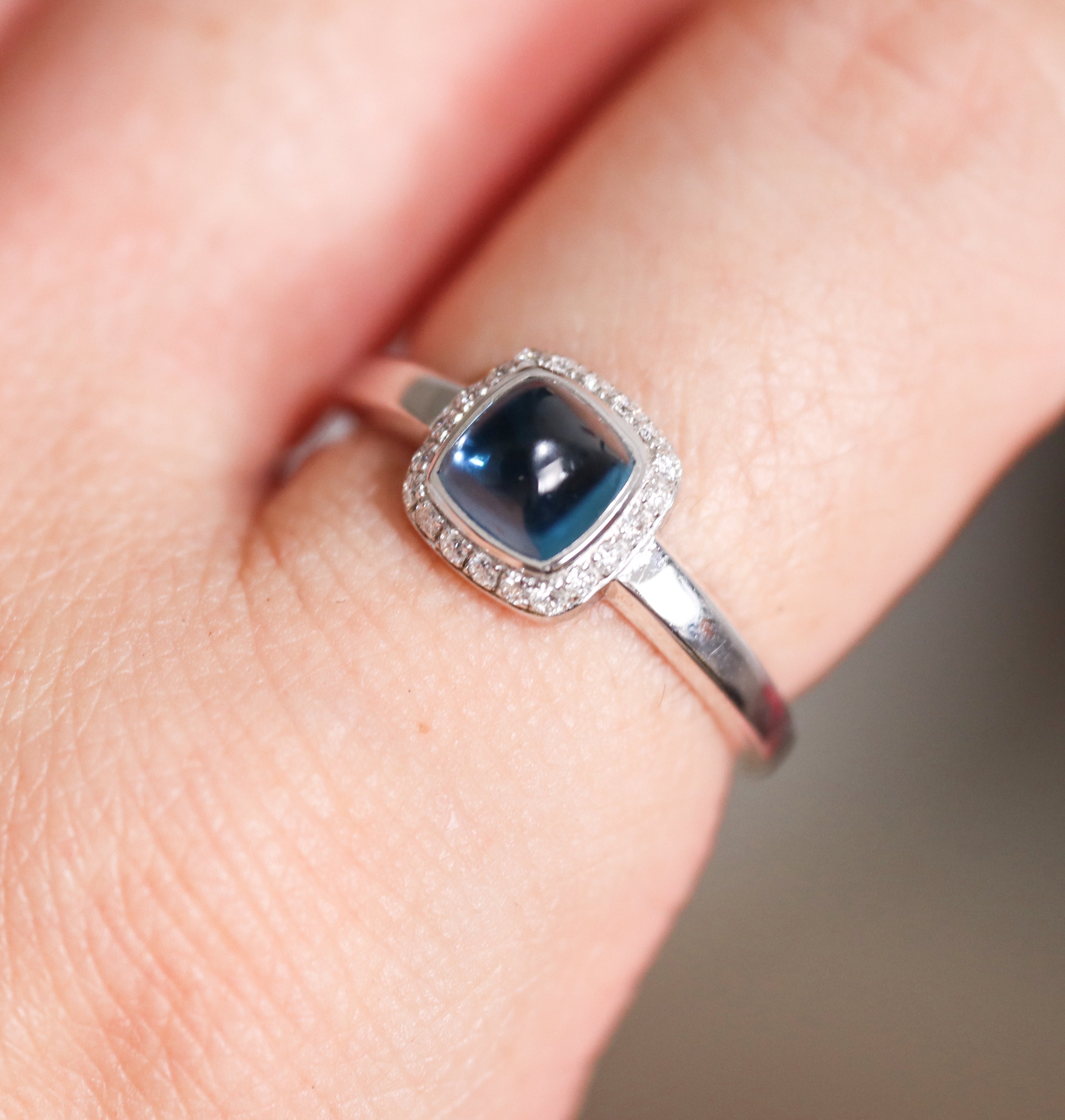 Fred Pain de Sucre White Gold Diamond Blue Topaz Small Model Ring
