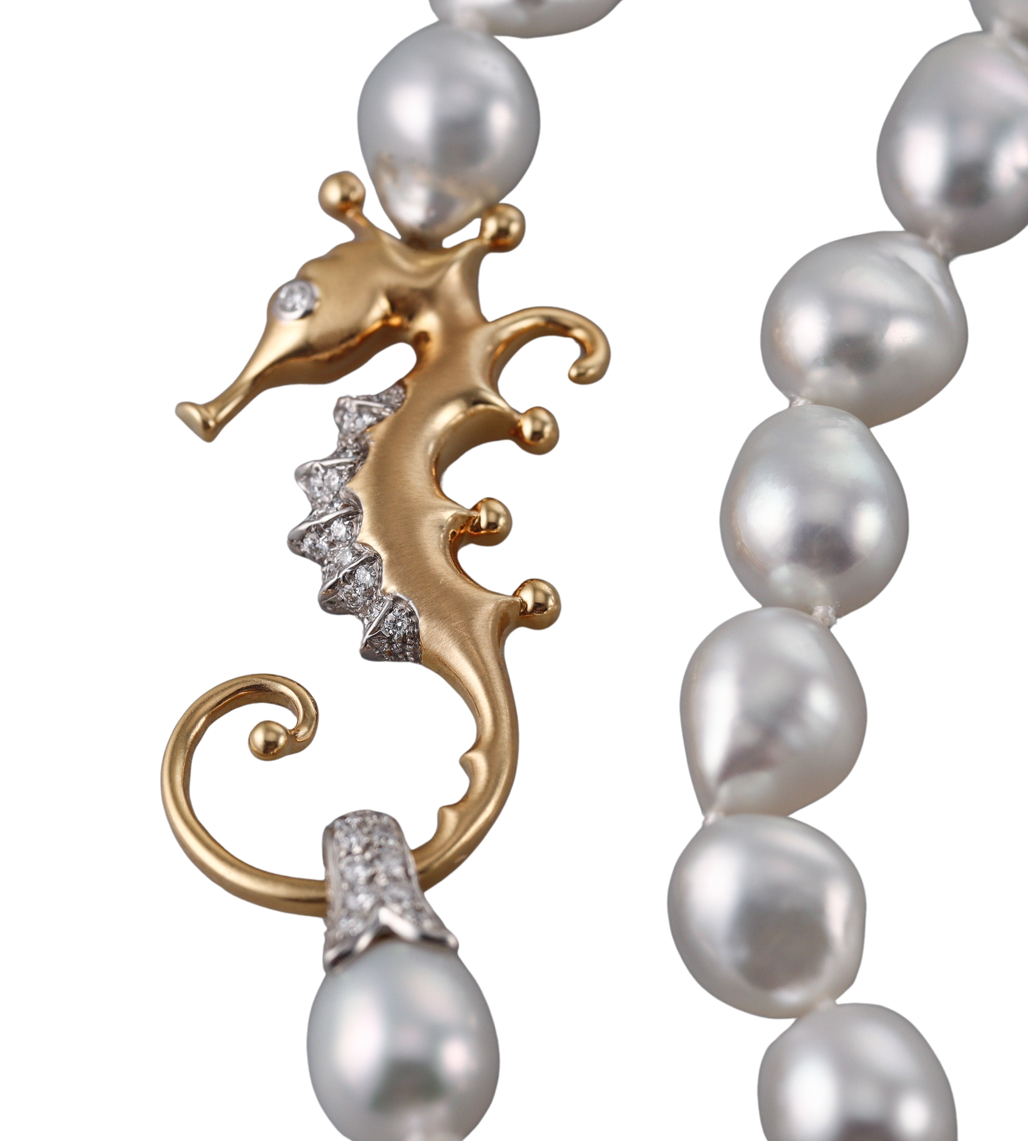 Assael Angela Cummings Baroque South Sea Pearl Diamond Seahorse Gold Necklace
