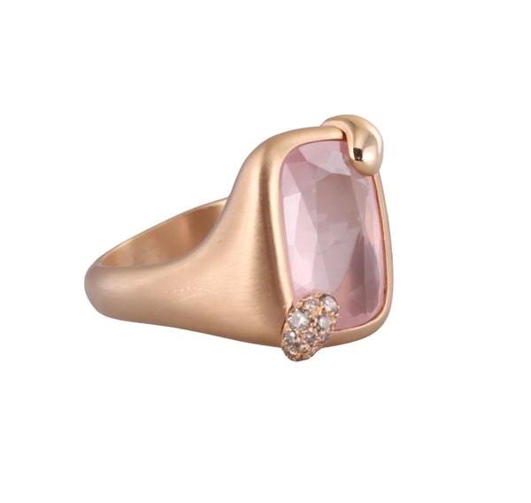 Pomellato Ritratto 18k Gold Rose Quartz Diamond Ring