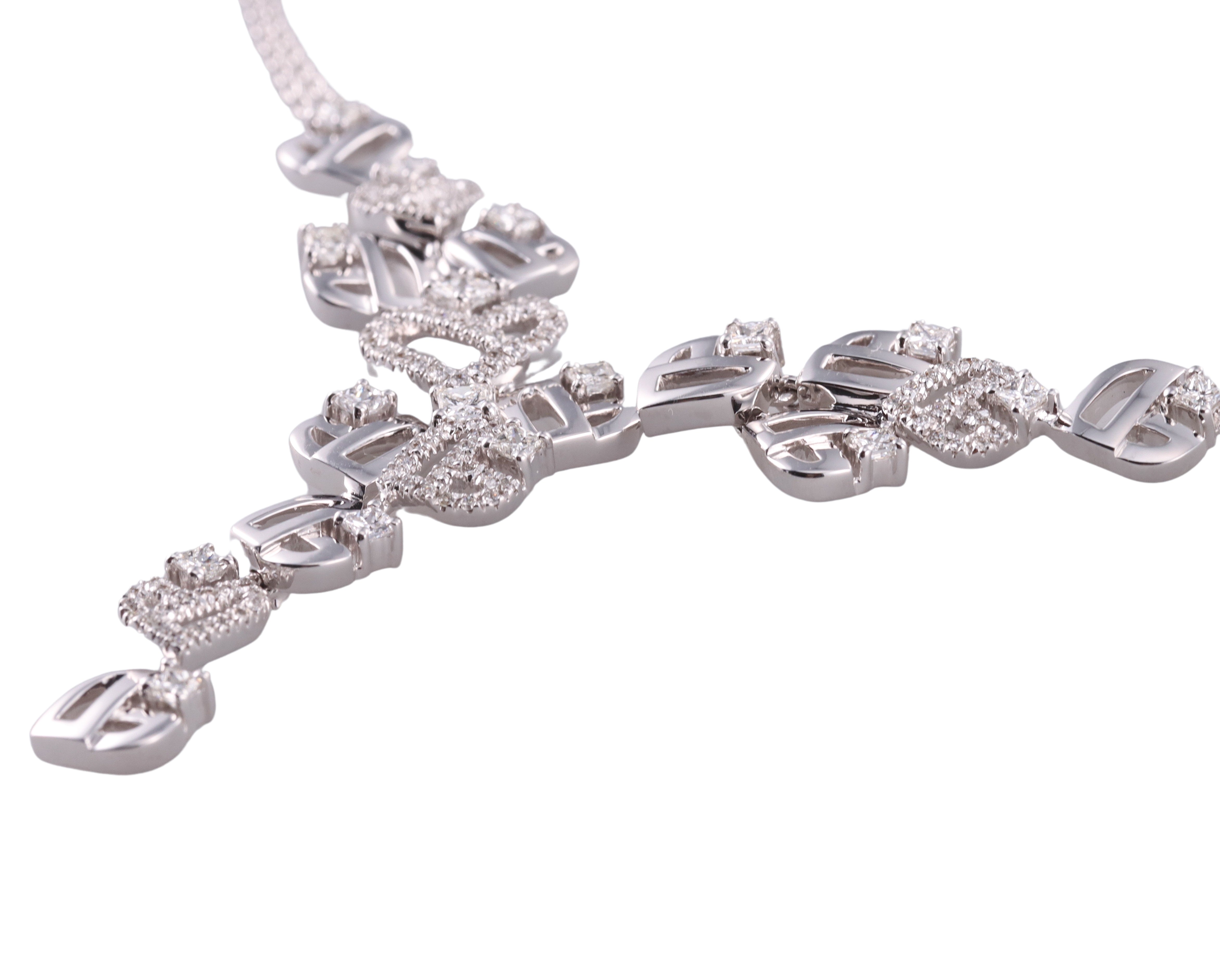 Damiani 1.72ctw Diamond 18k Gold Necklace