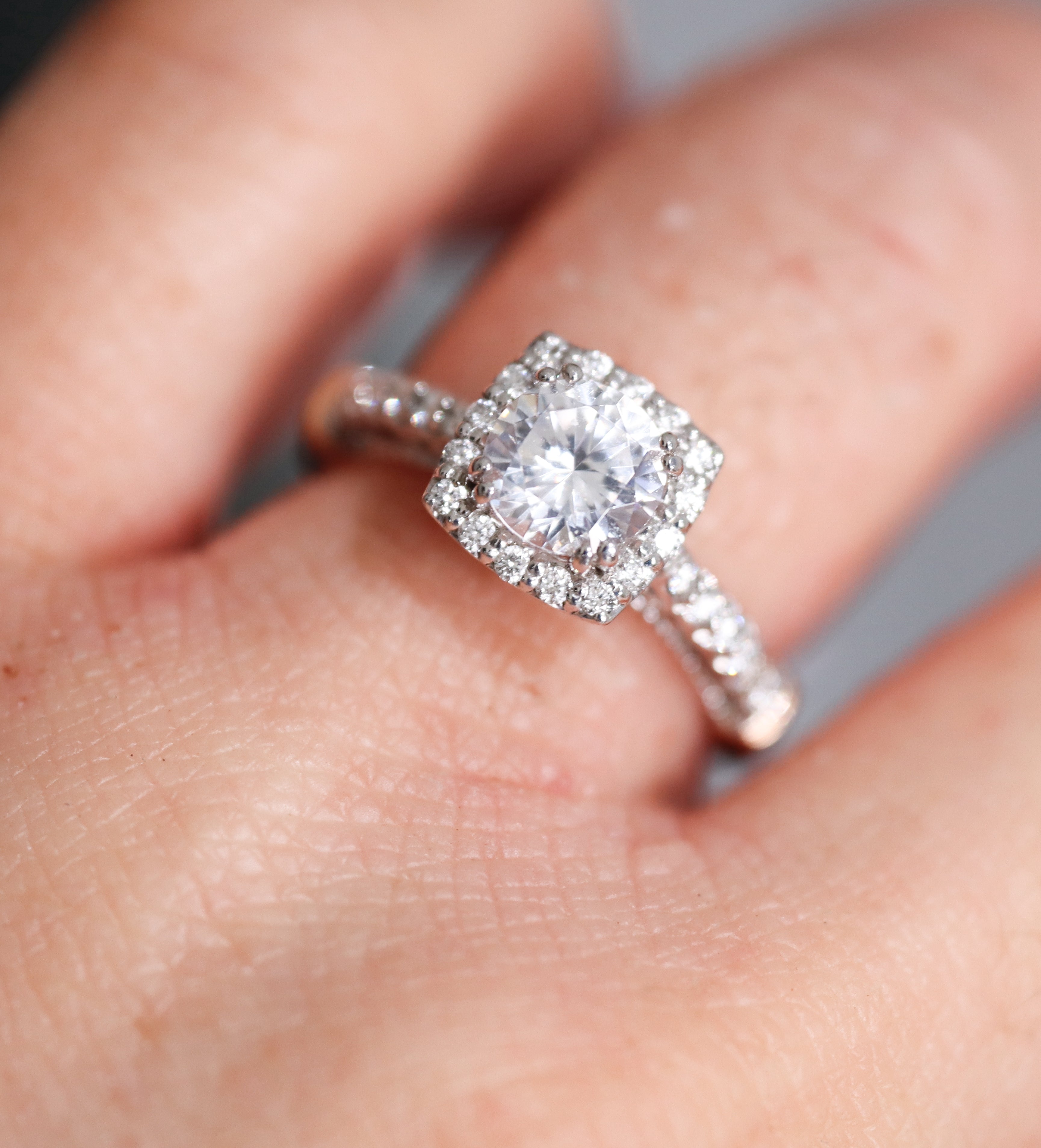 Verragio Gold Engagement Ring