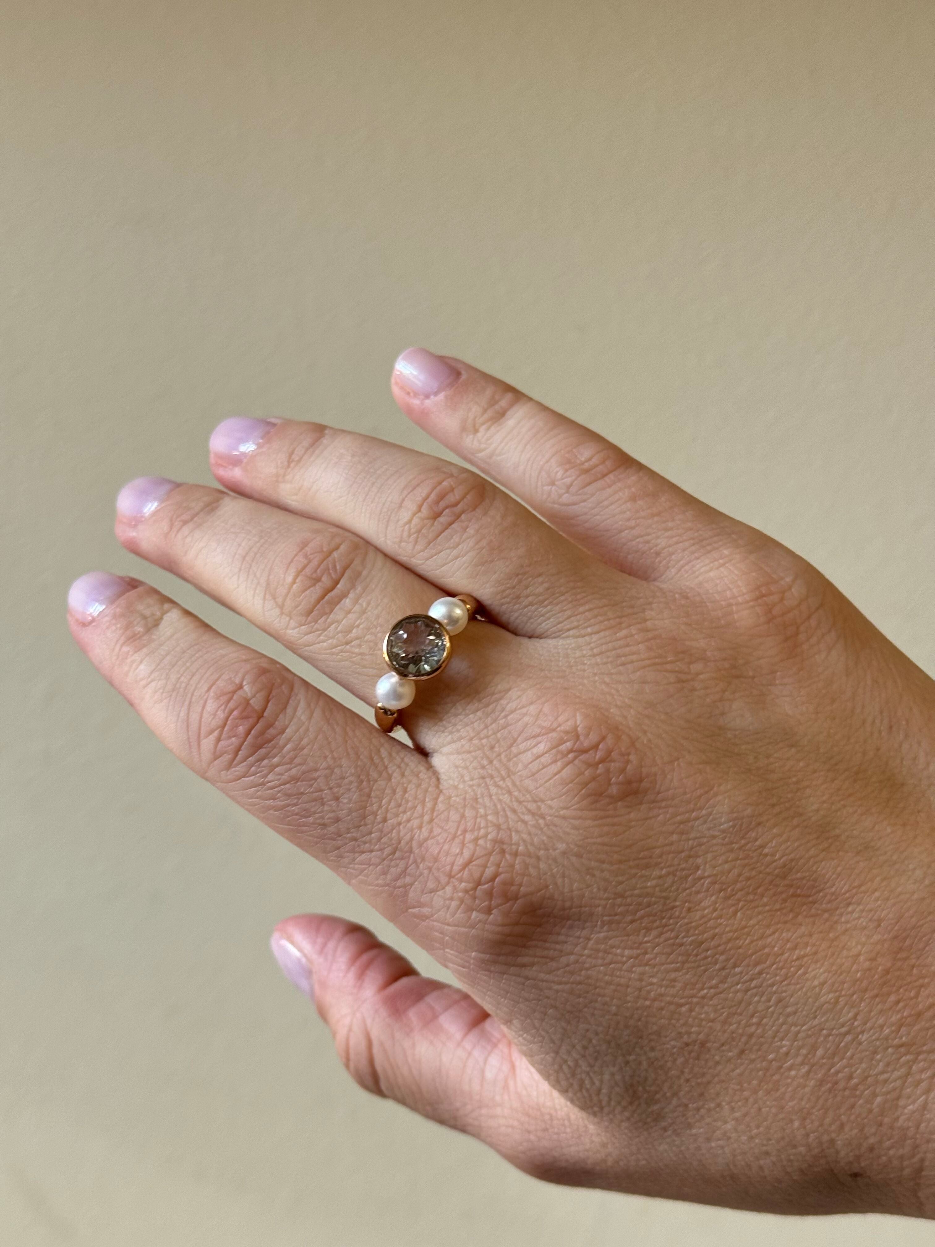 Mimi Milano Happy Prasiolite Pearl Gold Ring