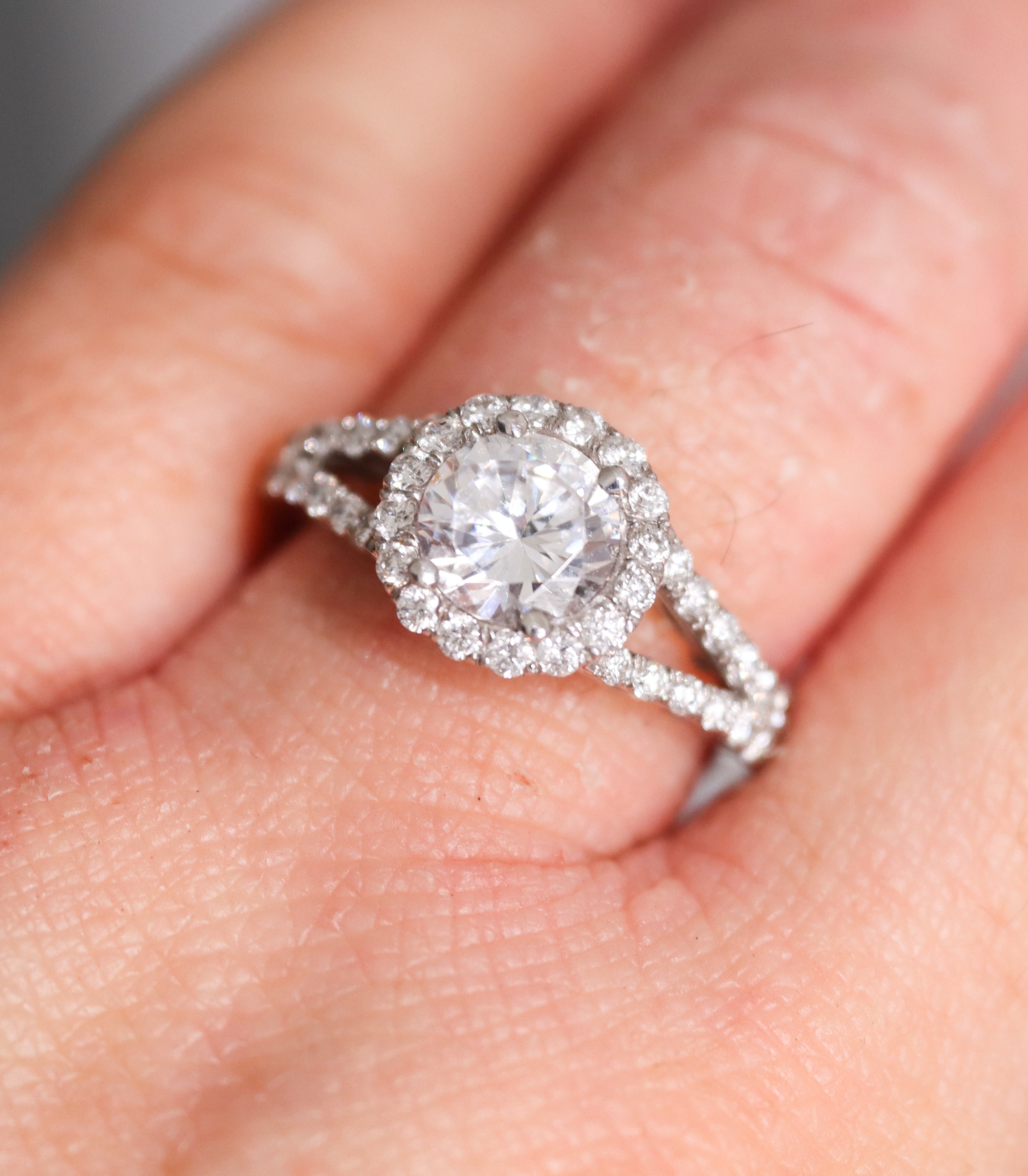 Verragio Gold Engagement Ring