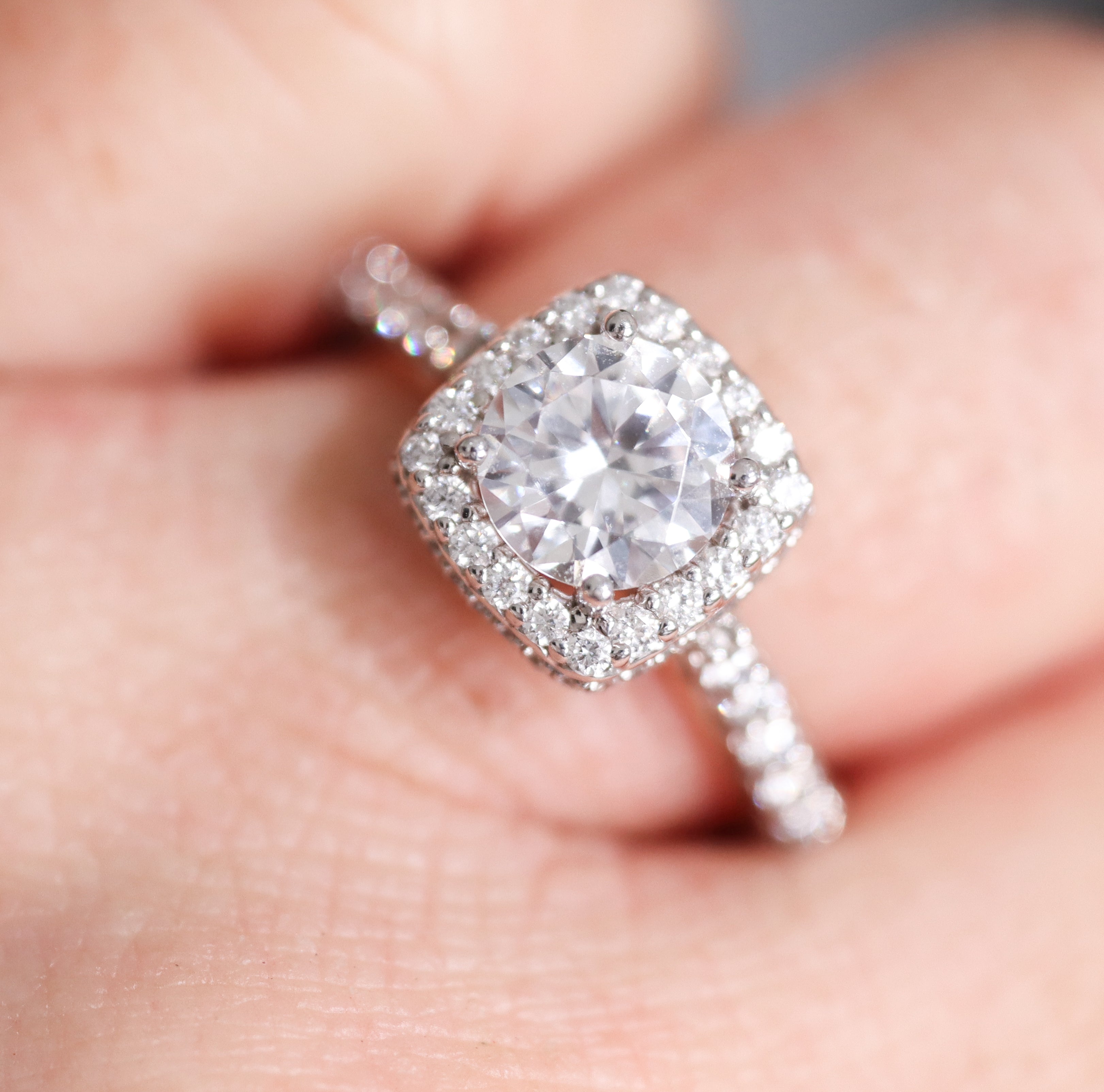 Verragio Classic Gold Engagement Ring
