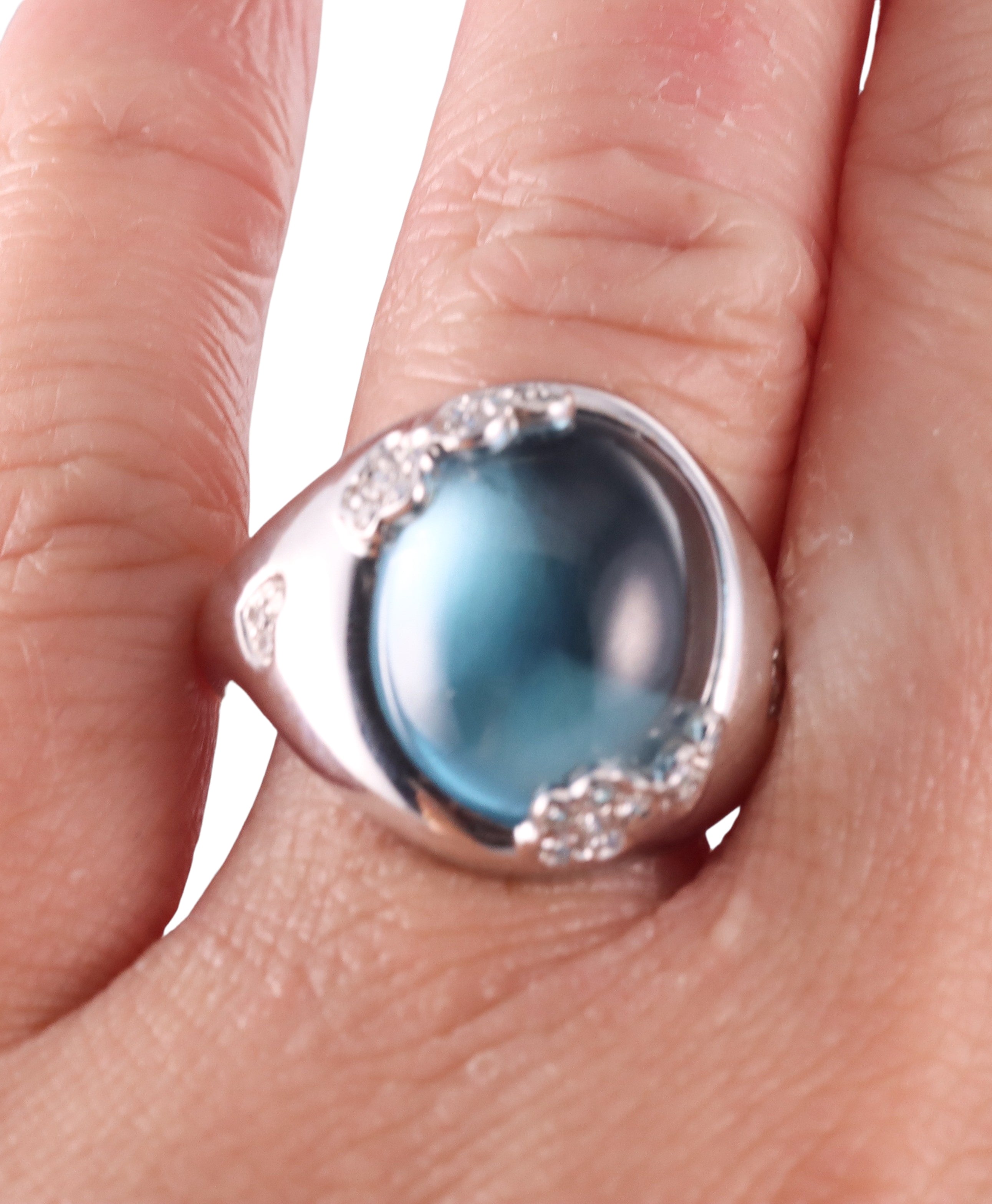 Pasquale Bruni 18k Gold Diamond Blue Topaz Ring