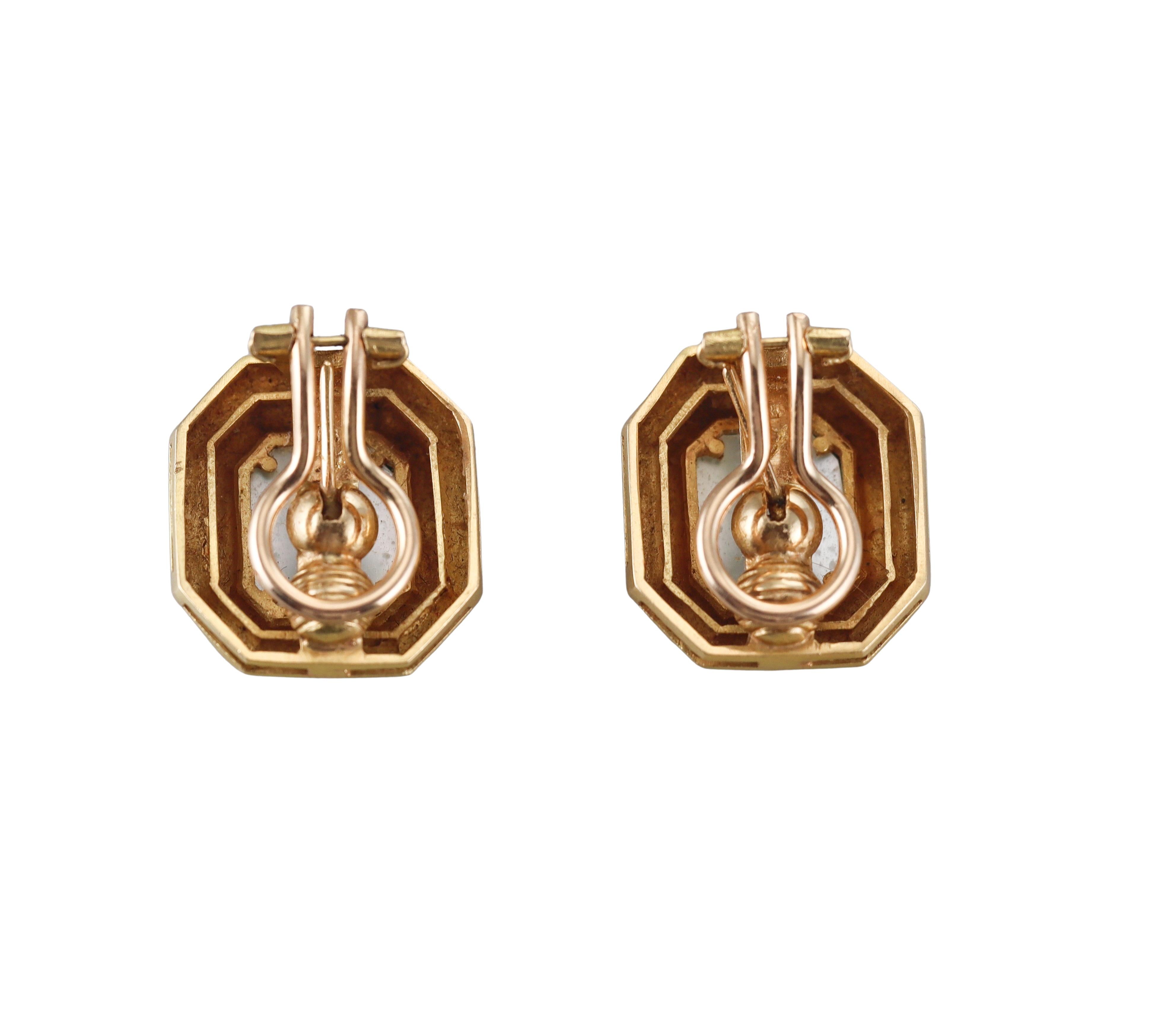 Elizabeth Locke Green Venetian Glass Intaglio Gold Earrings