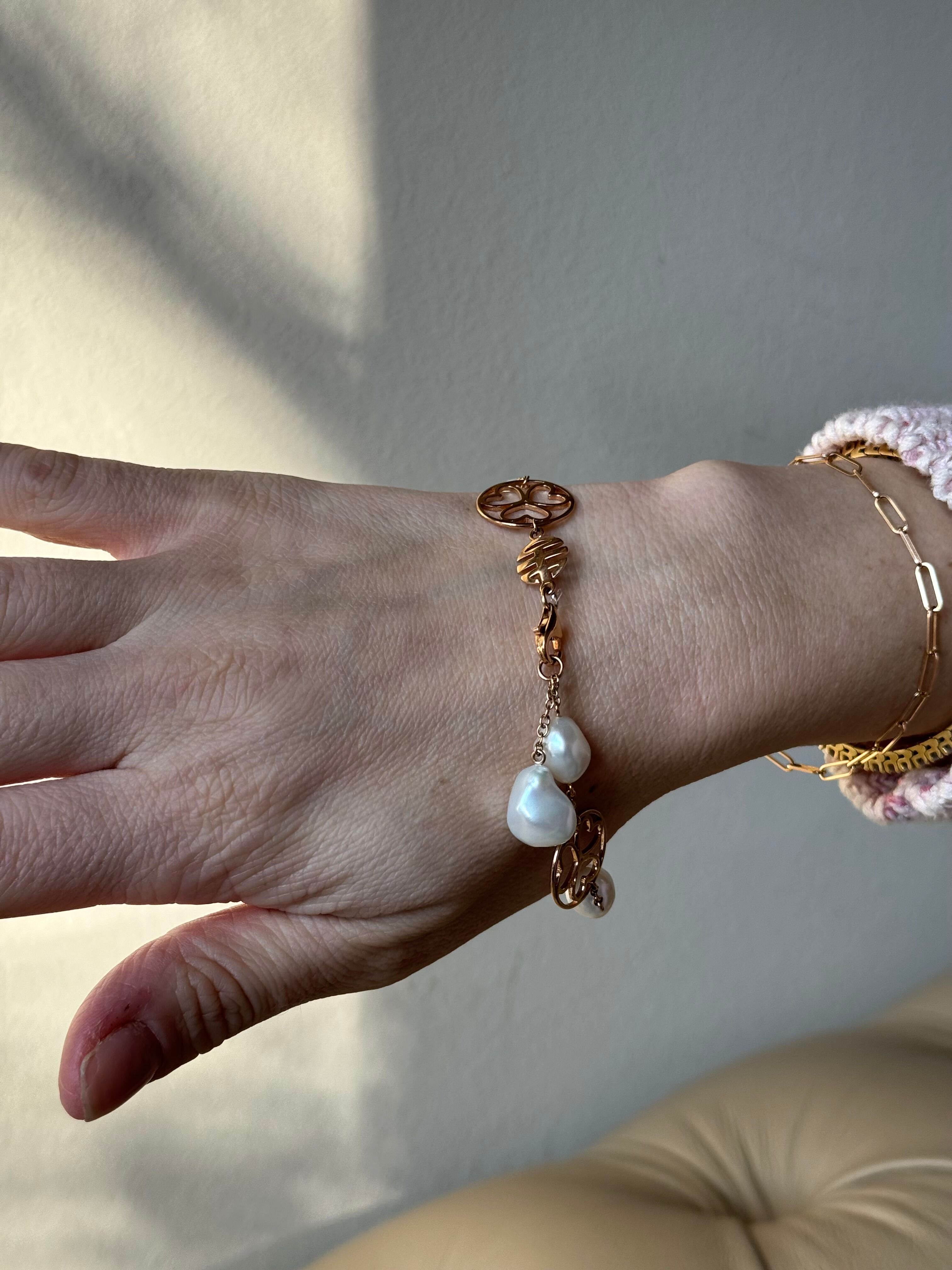Mimi Milano Blanche Pearl Gold Bracelet