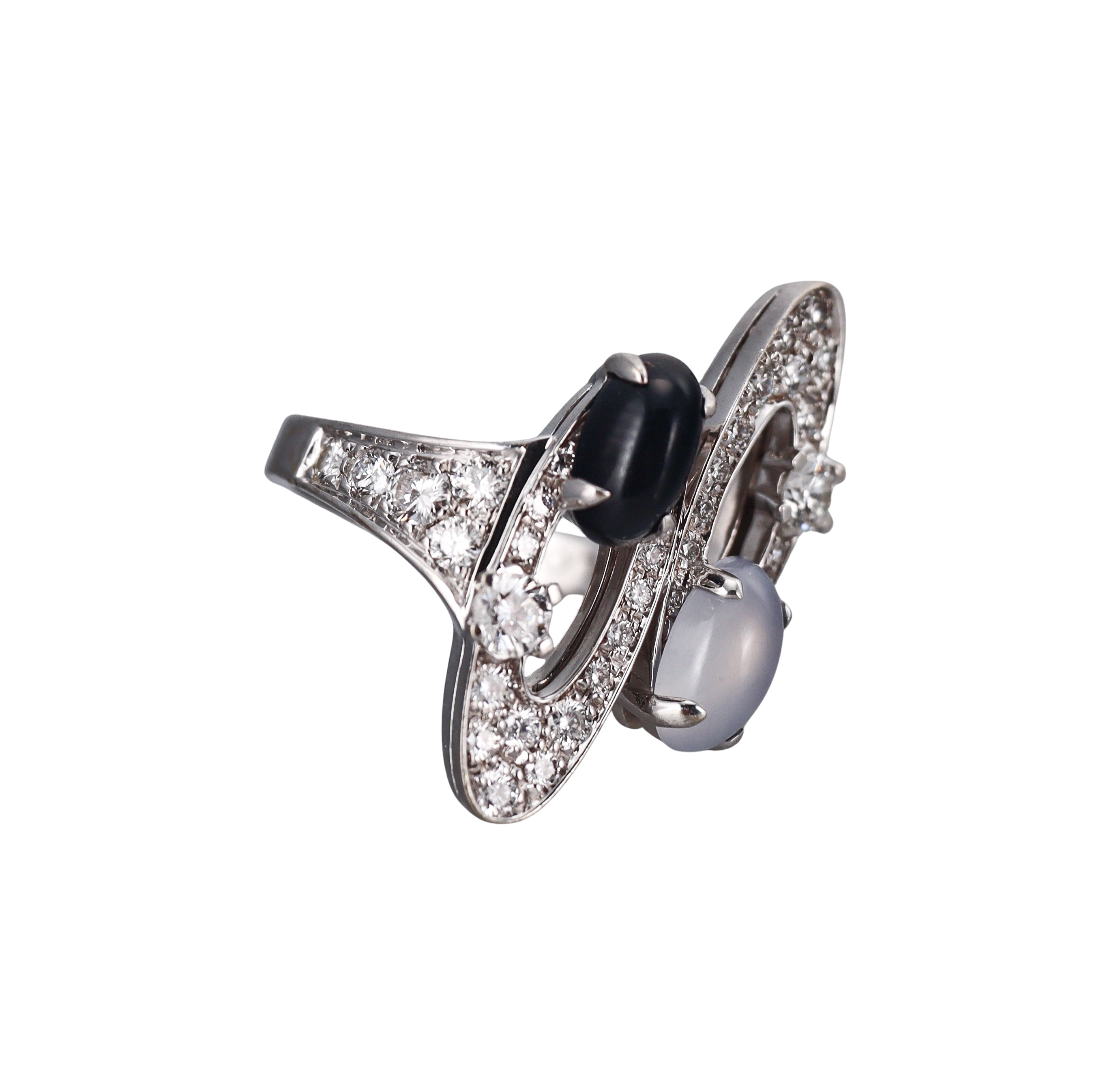 Bvlgari Bulgari Elisia Diamond Onyx Chalcedony White Gold Ring
