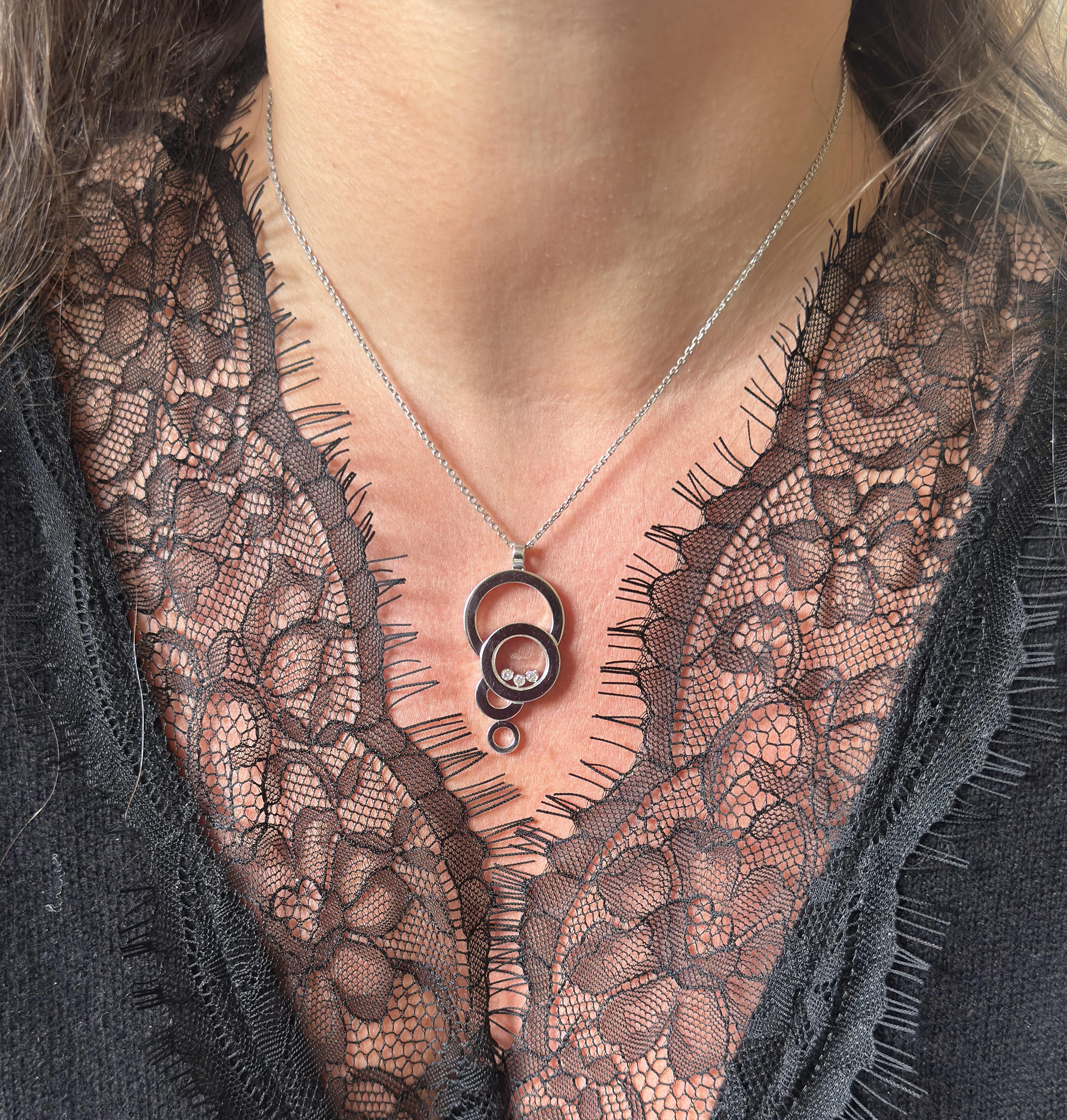 Chopard Happy Diamond Bubble Gold Pendant Necklace 79/6984-20