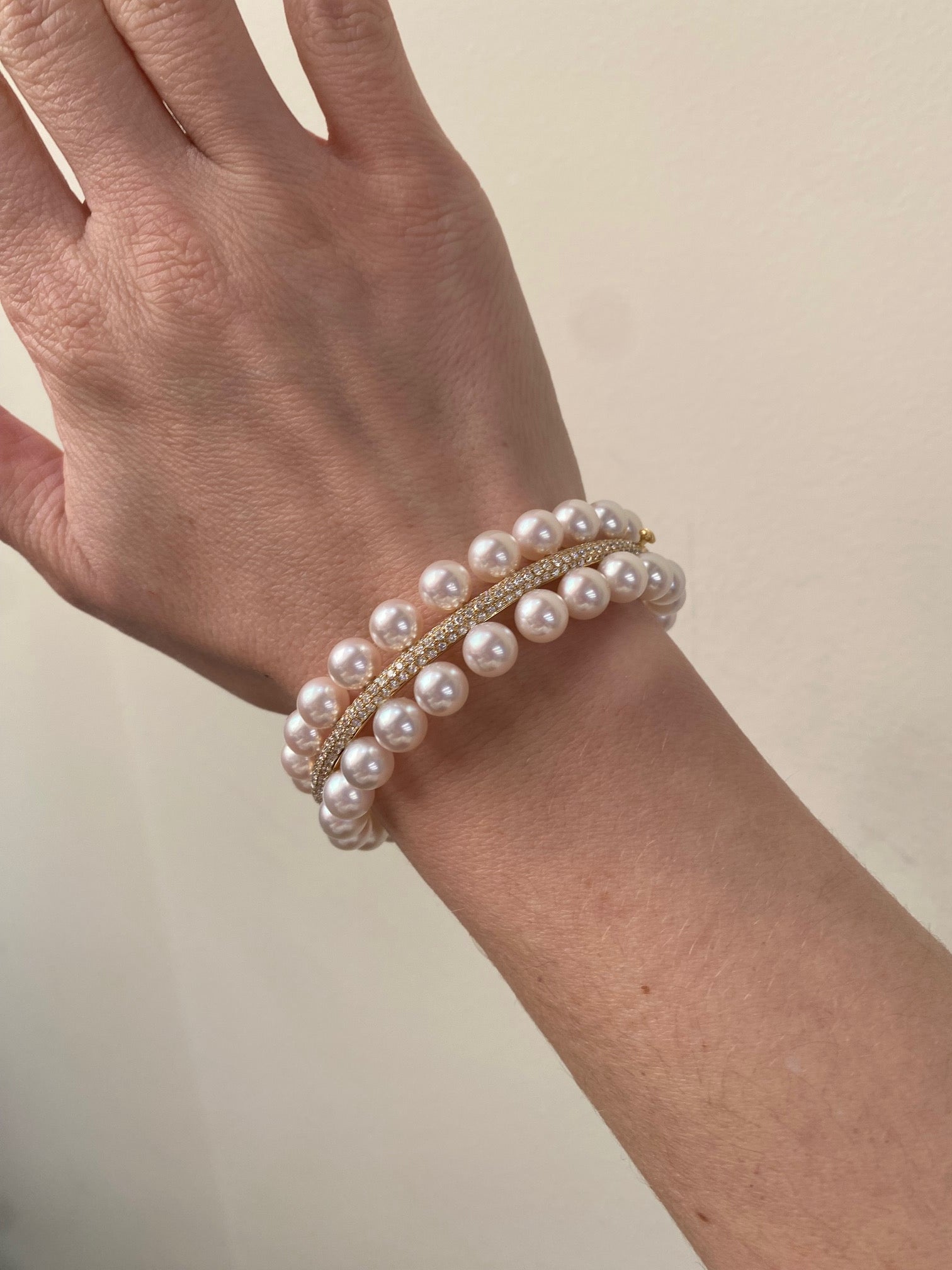 Assael Forever Pearl Diamond Gold Bangle Bracelet