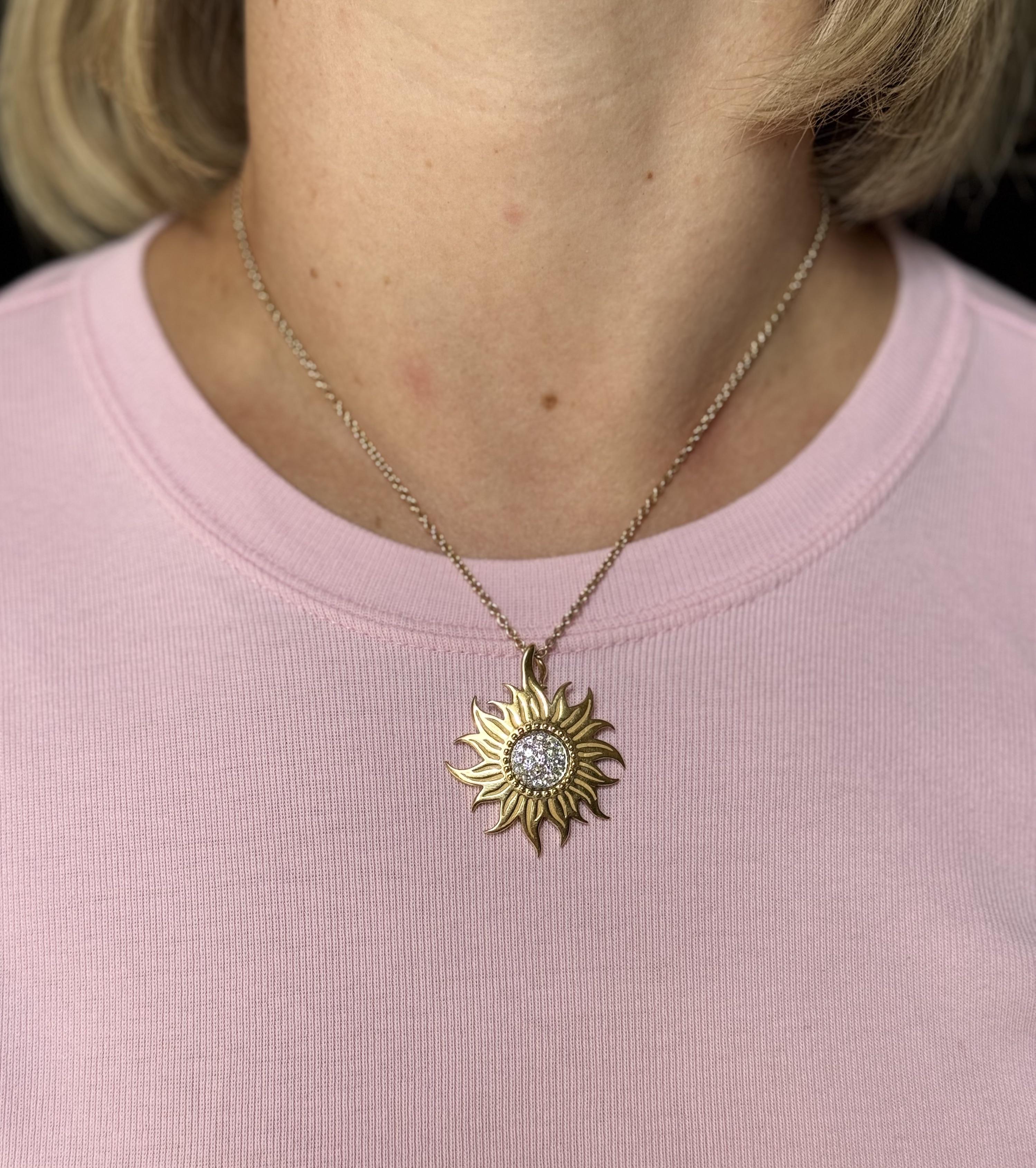 Carrera y Carrera Sol y Sombra Diamond Gold Pendant Necklace