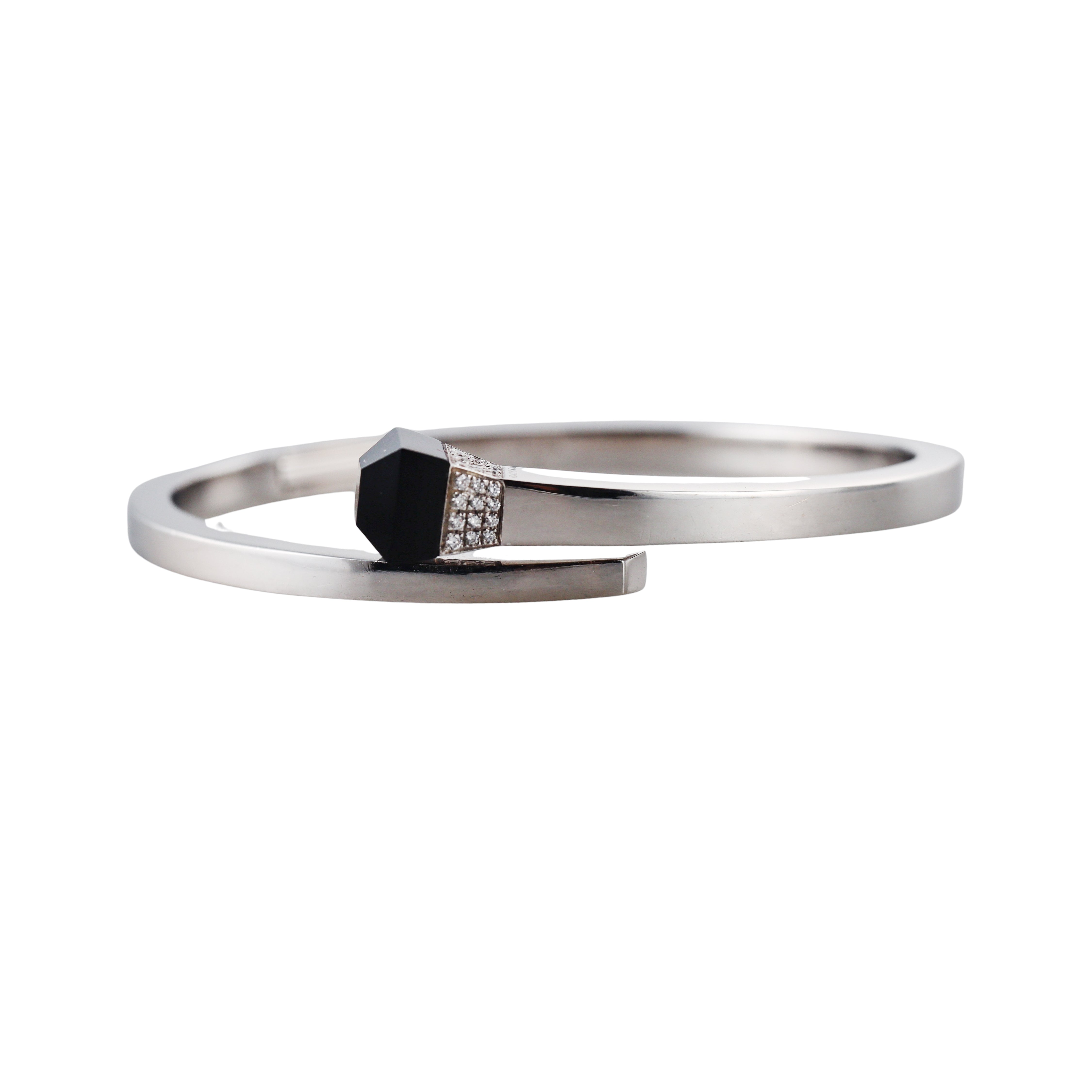 Gucci Chiodo Diamond Onyx Gold Nail Bracelet