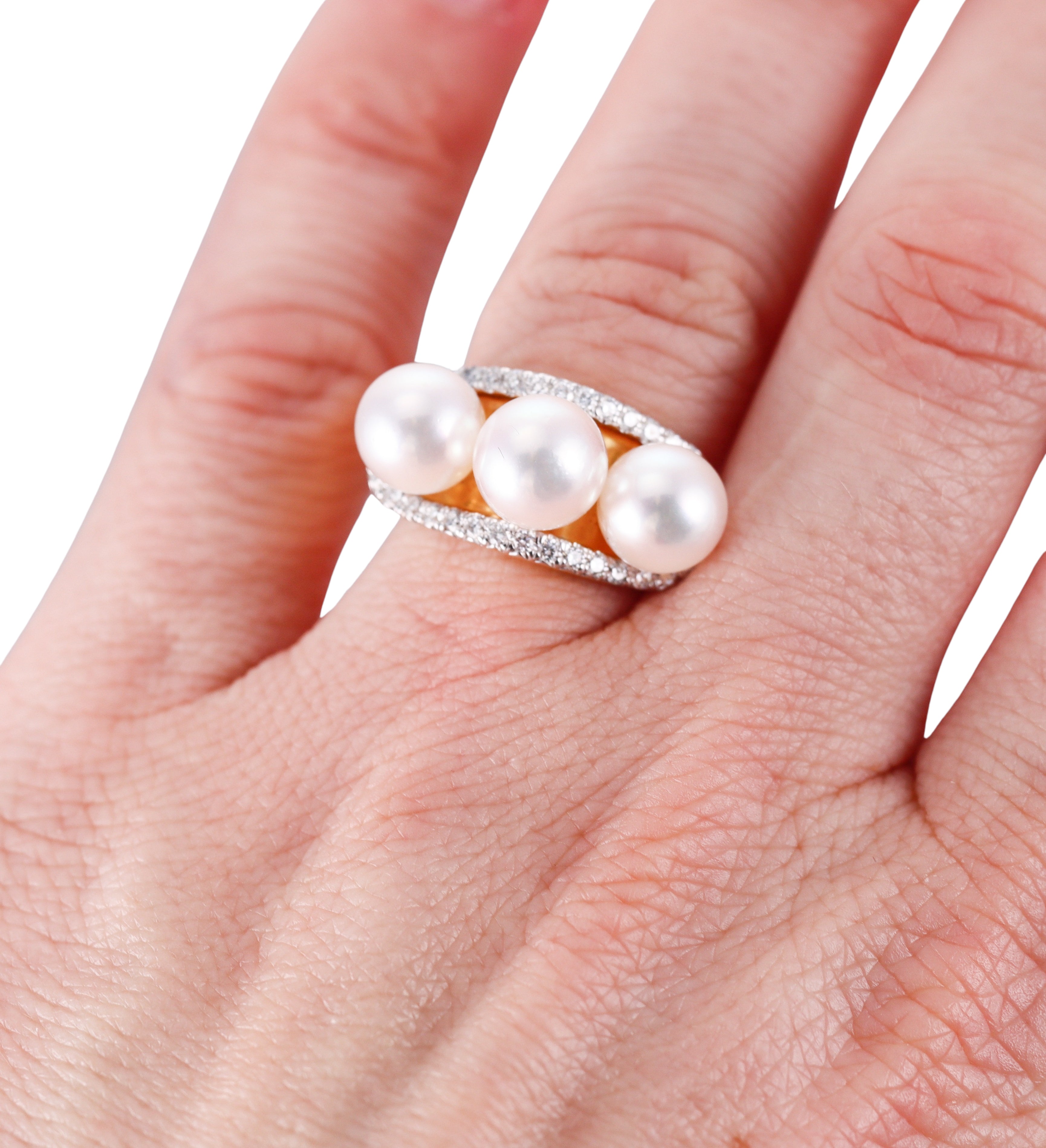 Assael Diamond Pearl Yellow Gold Ring