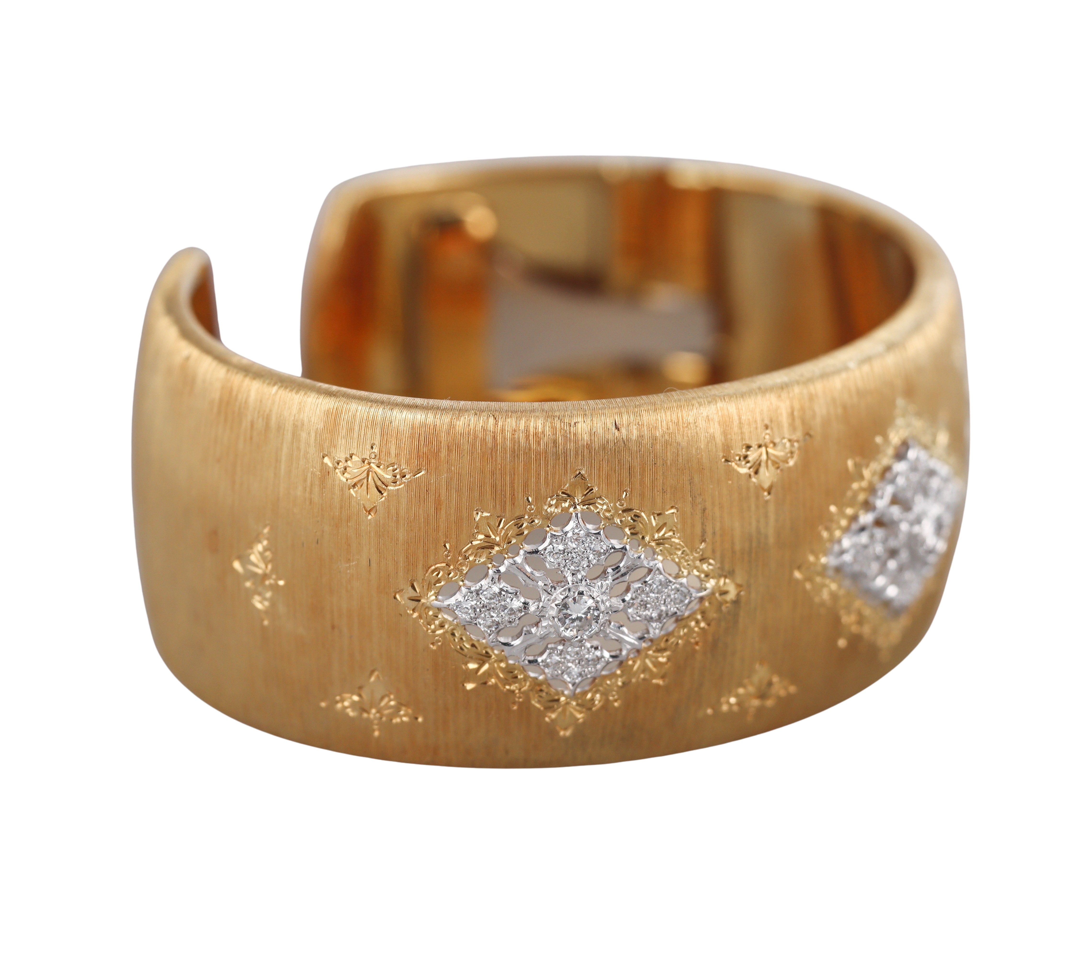 Mario Buccellati Classic Cuff Diamond Gold Bracelet