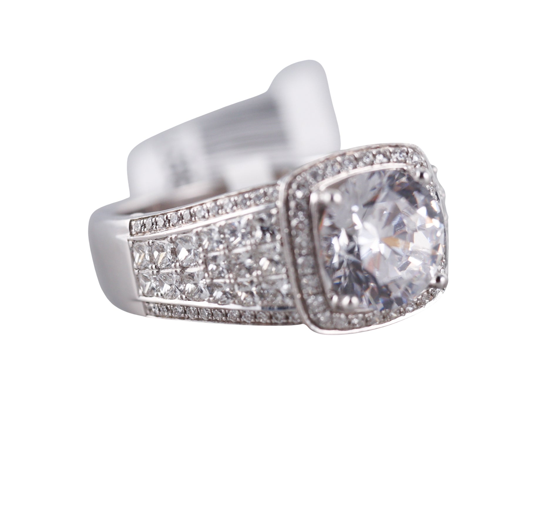 Simon G Gold Engagement Ring