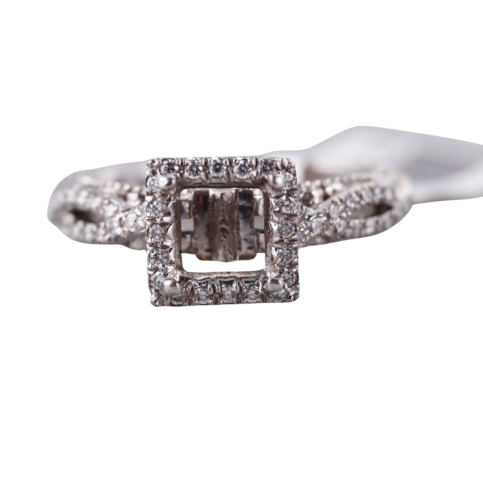 Verragio Gold Engagement Ring