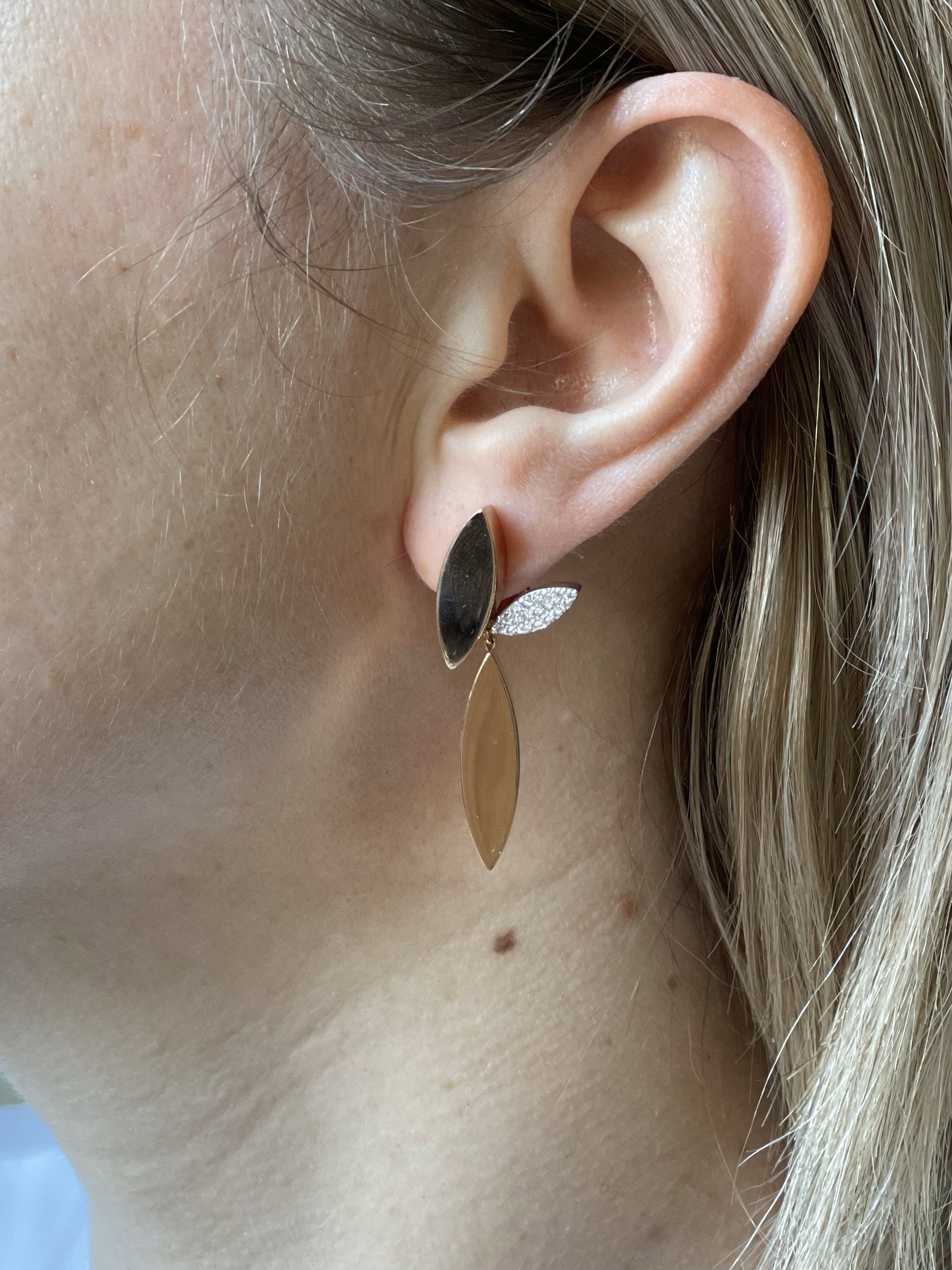 Roberto Coin Rose Gold Diamond Petals Earrings
