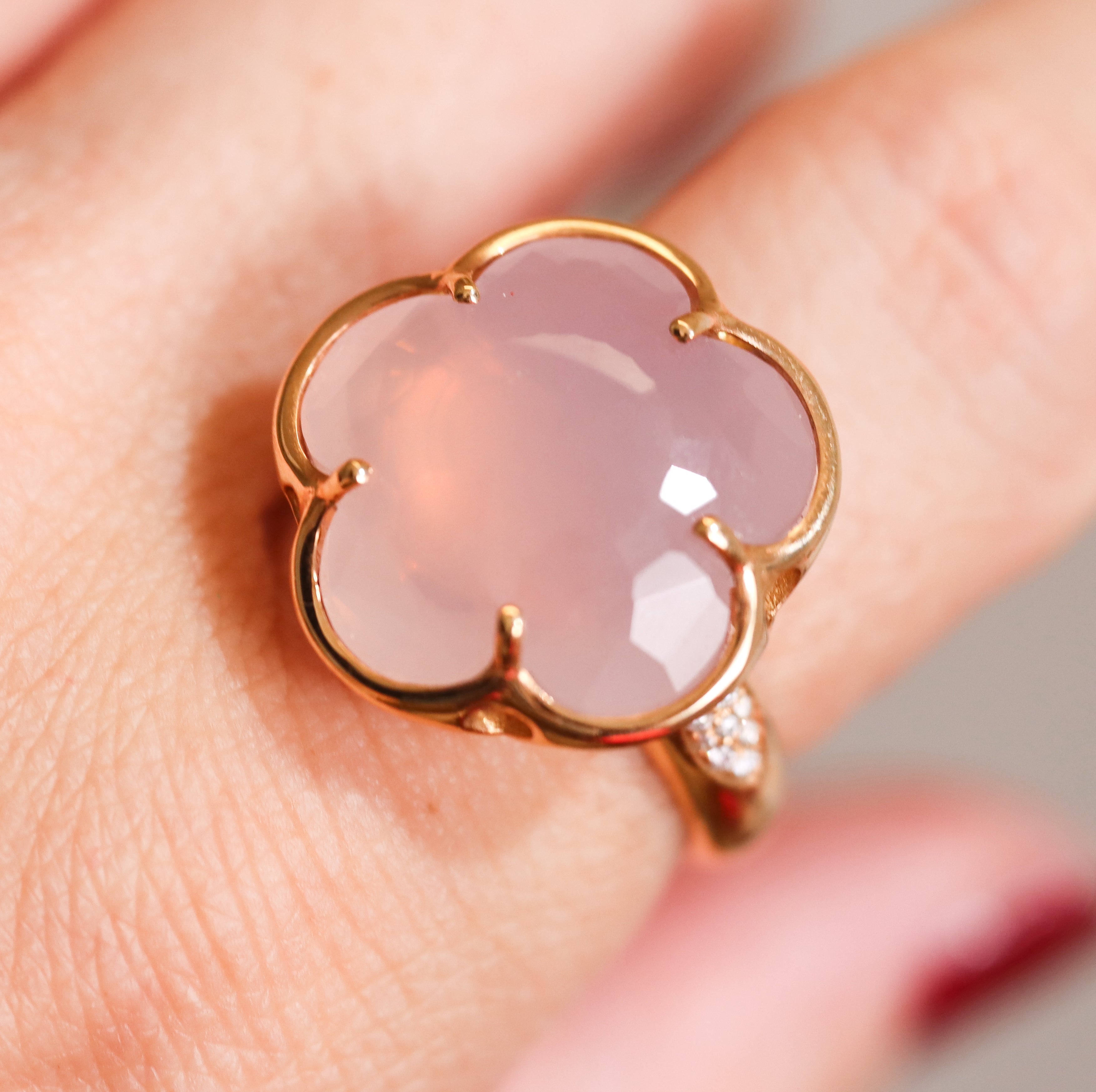Pasquale Bruni Diamond Rose Quartz Gold Flower Ring