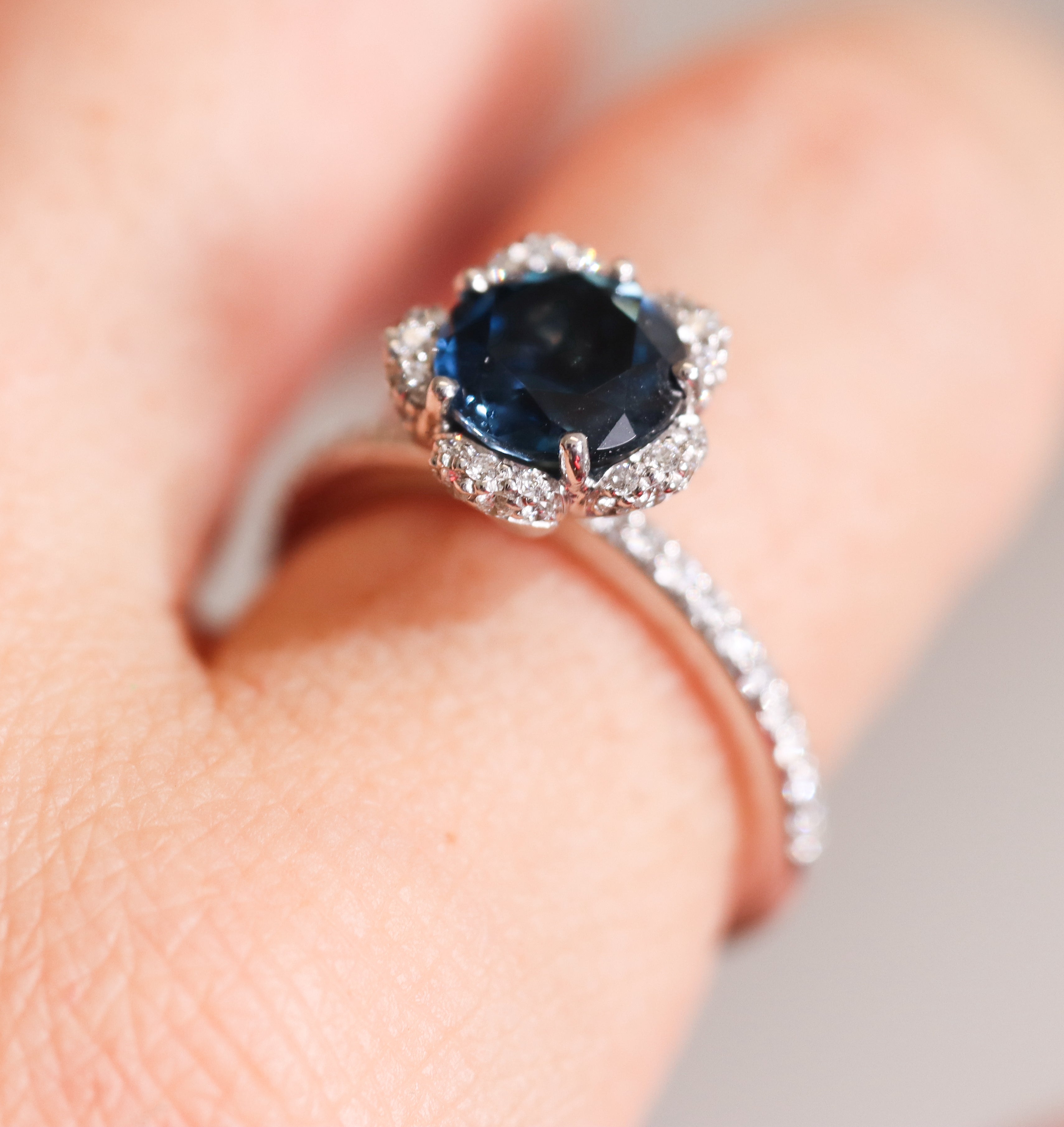 Pasquale Bruni Diamond London Blue Topaz White Gold Ring