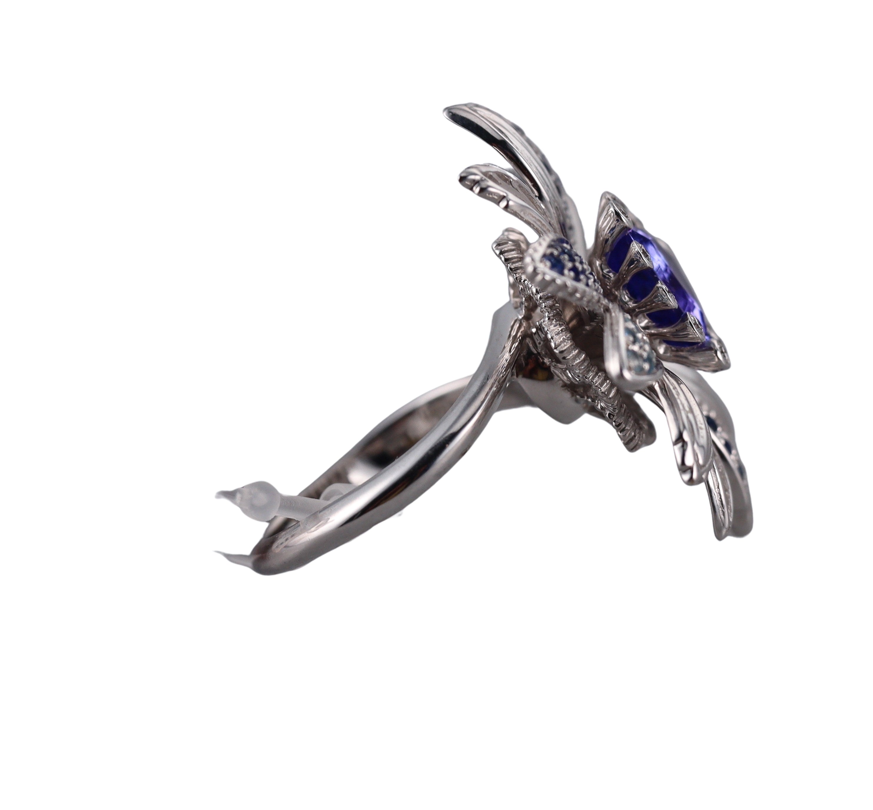 Carrera y Carrera Margarita Sapphire White Gold Ring