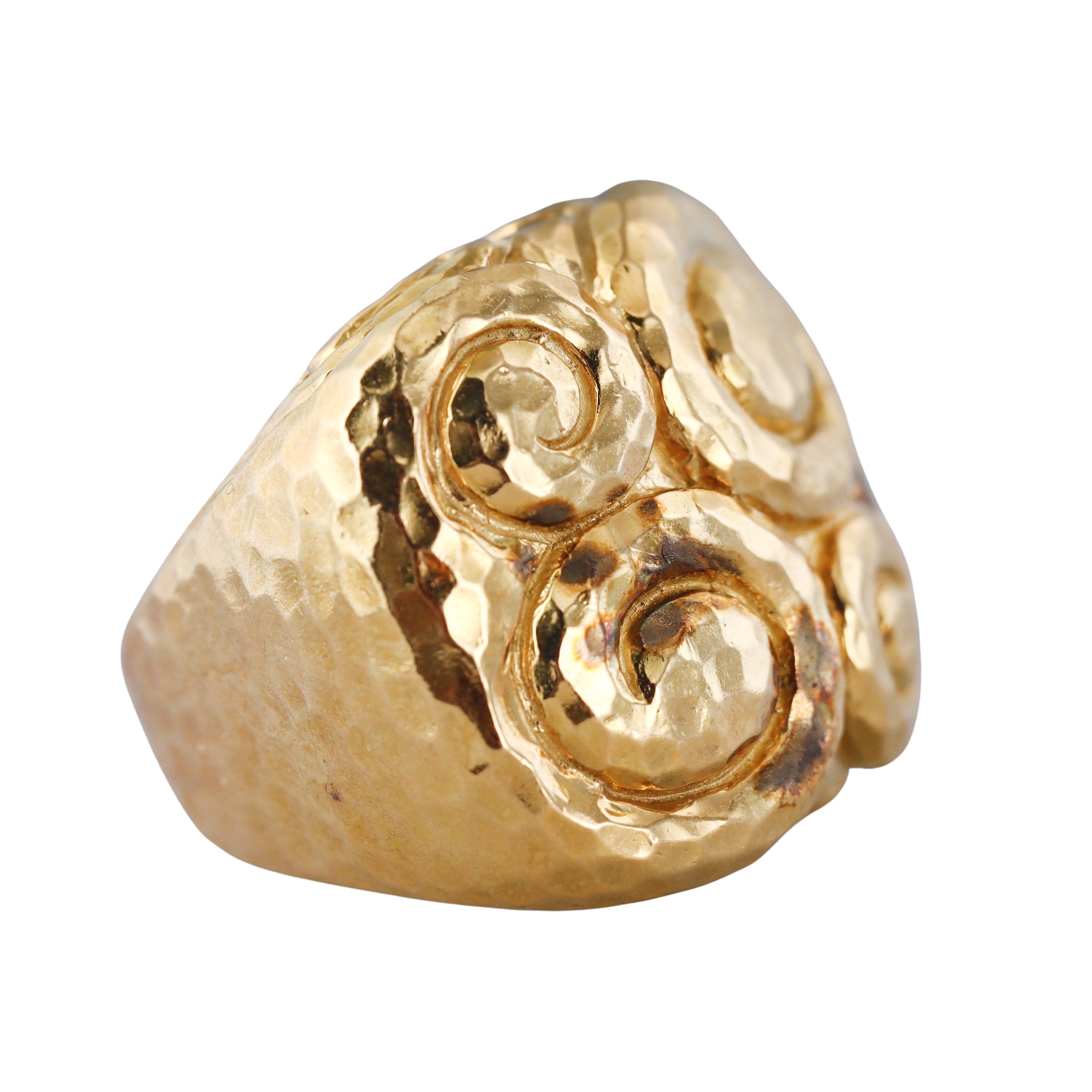 David Webb Hammered Gold Swirl Ring