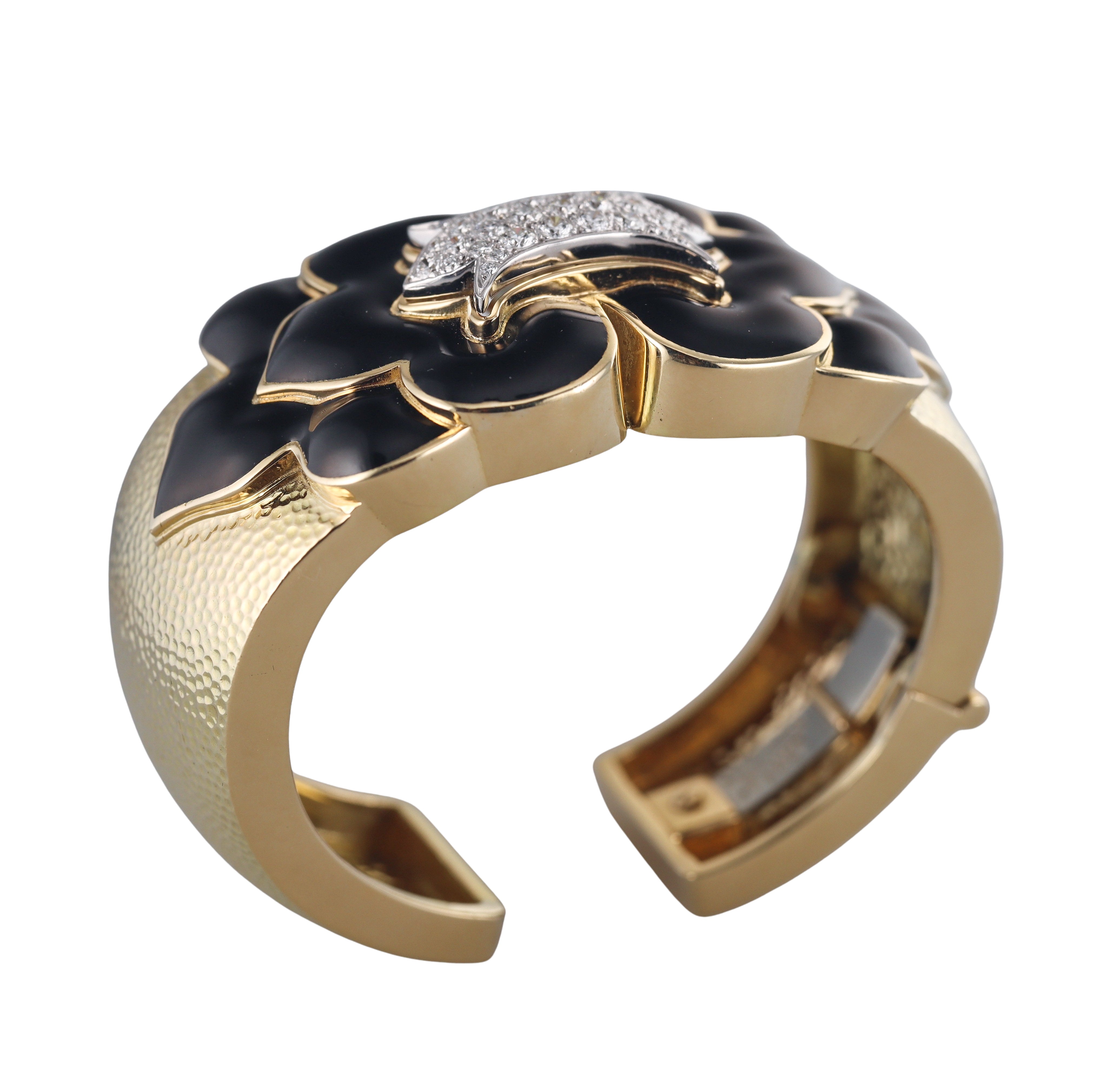 David Webb Trefoil Black Enamel Diamond Gold Platinum Cuff Bracelet