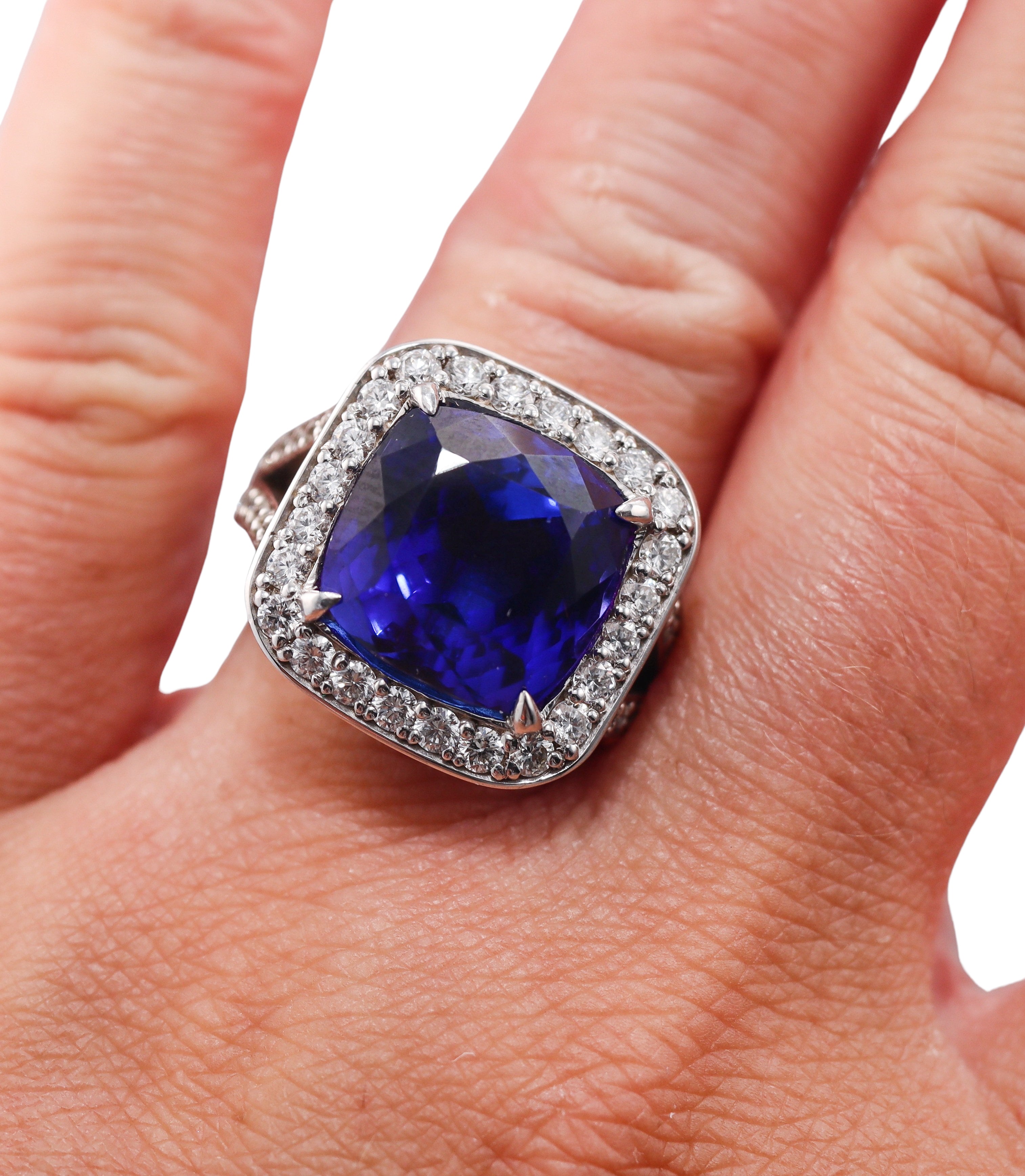 11.83ct Tanzanite Diamond Gold Ring