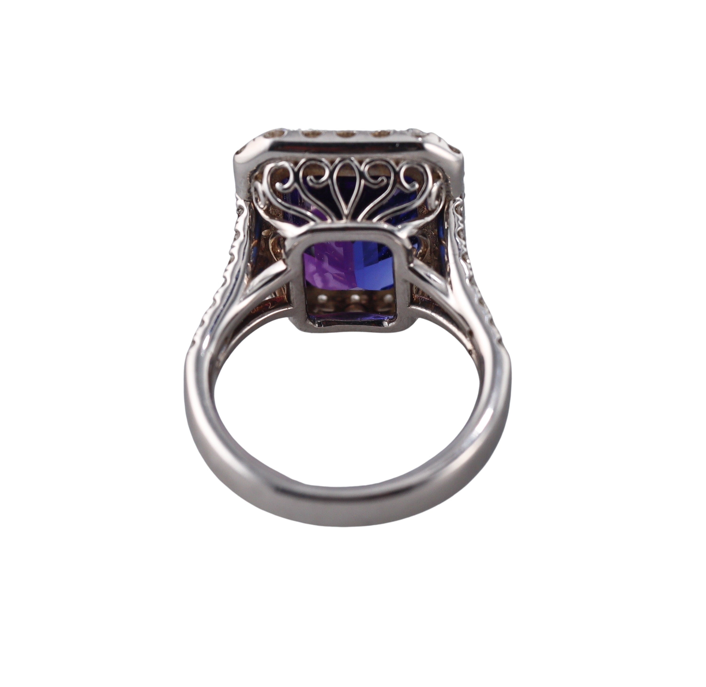 8.24ct Tanzanite Diamond Gold Ring