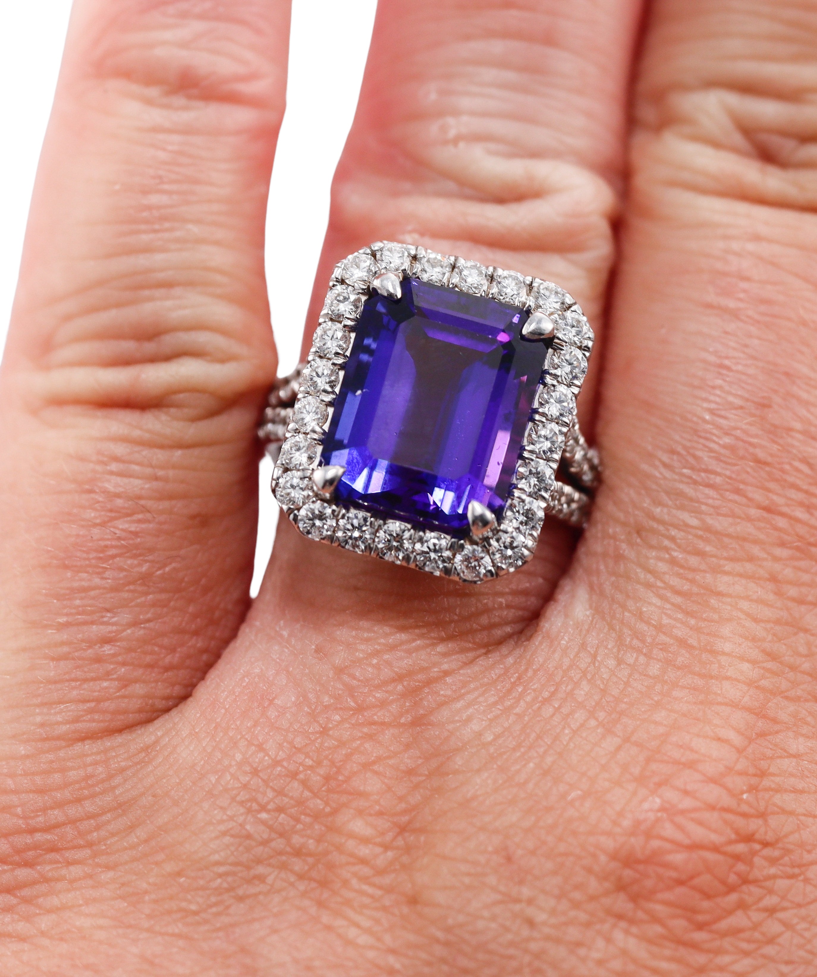 8.24ct Tanzanite Diamond Gold Ring