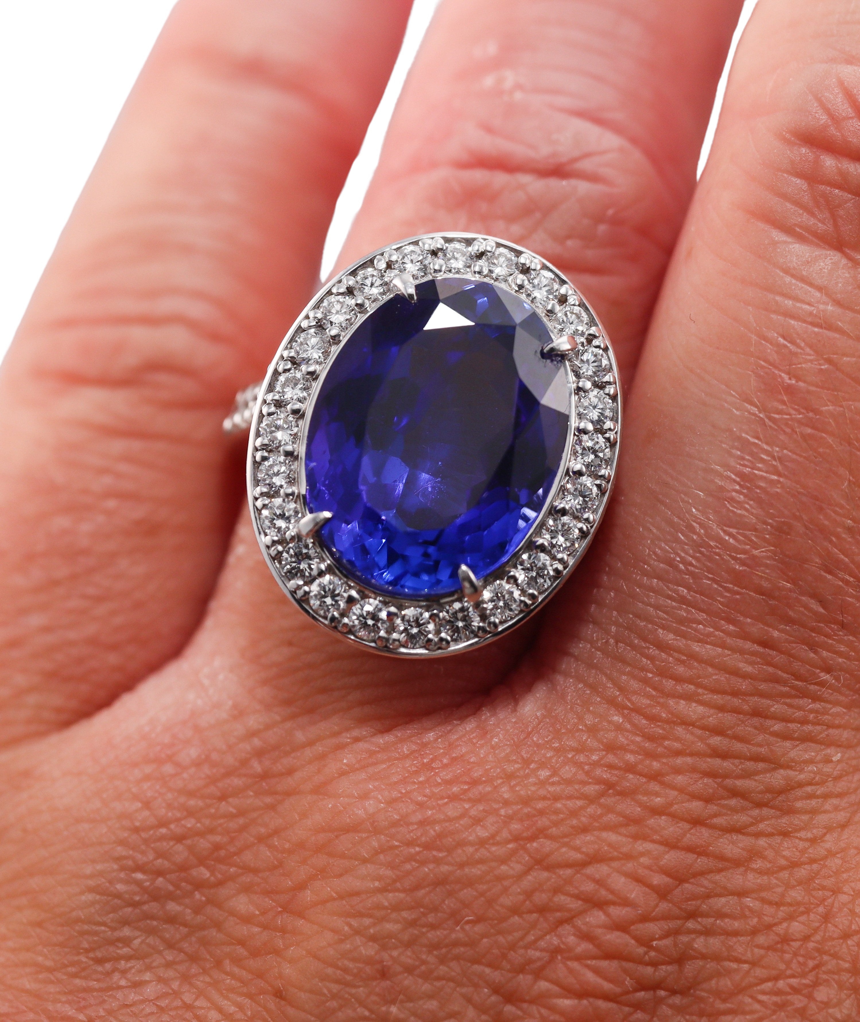 10.76ct Tanzanite Diamond Gold Ring