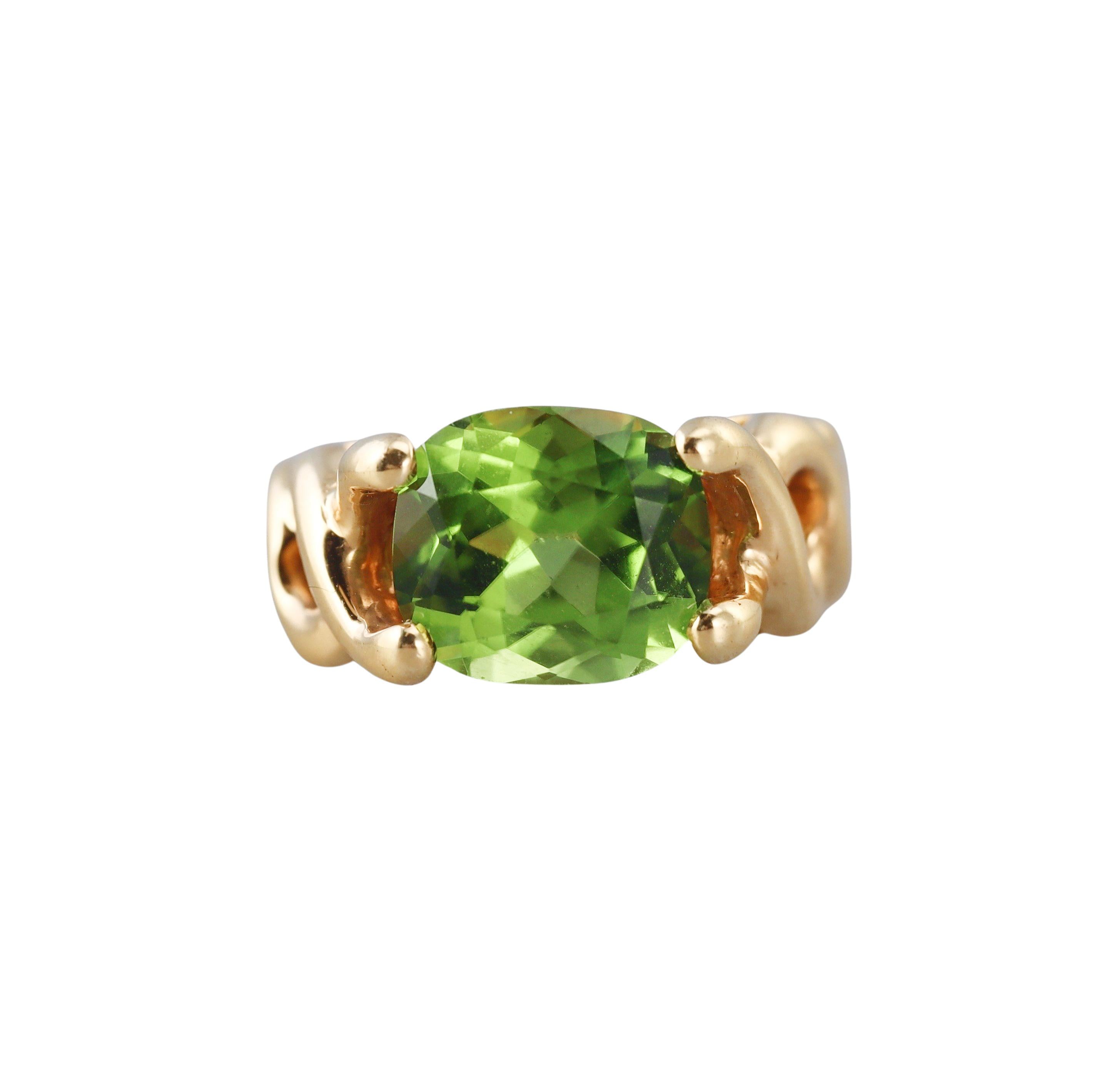 Verdura Criss Cross Peridot Gold Ring