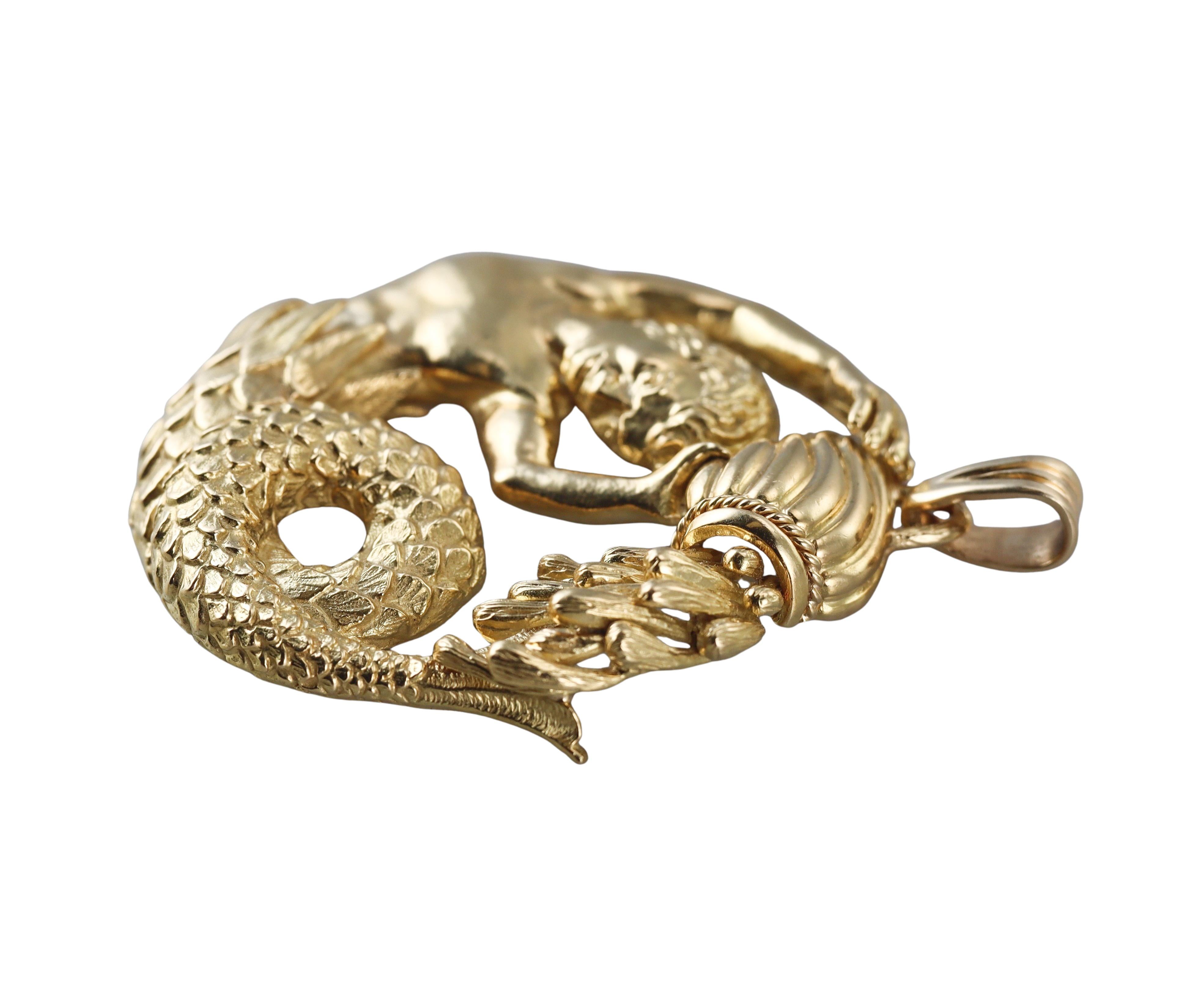 David Webb Aquarius Zodiac Sign Gold Pendant