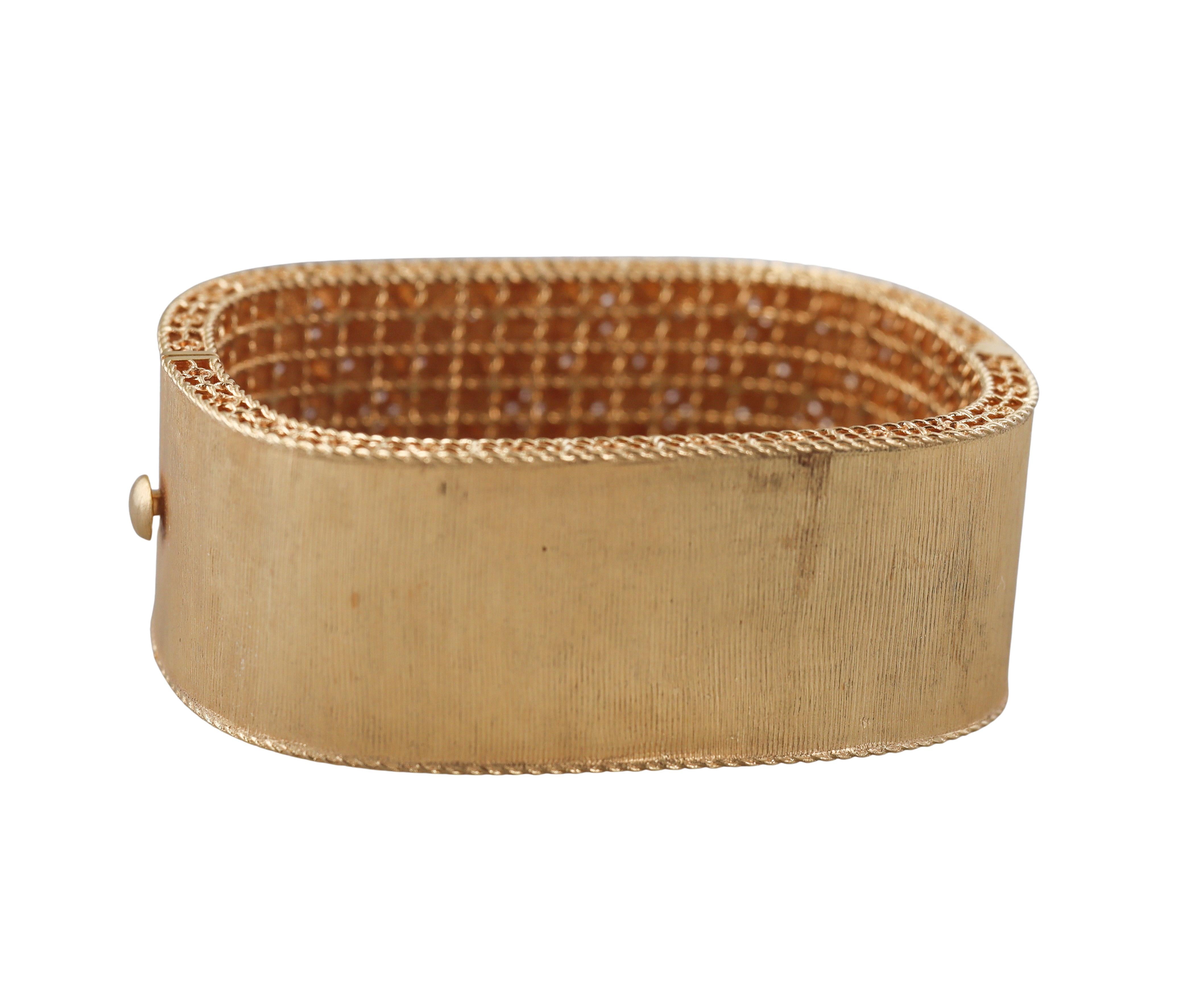 Roberto Coin Princess Diamond Yellow Gold Wide Bangle Bracelet