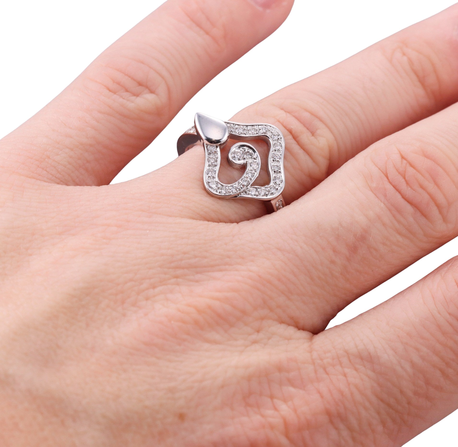 La Nouvelle Bague Gold Diamond Ring