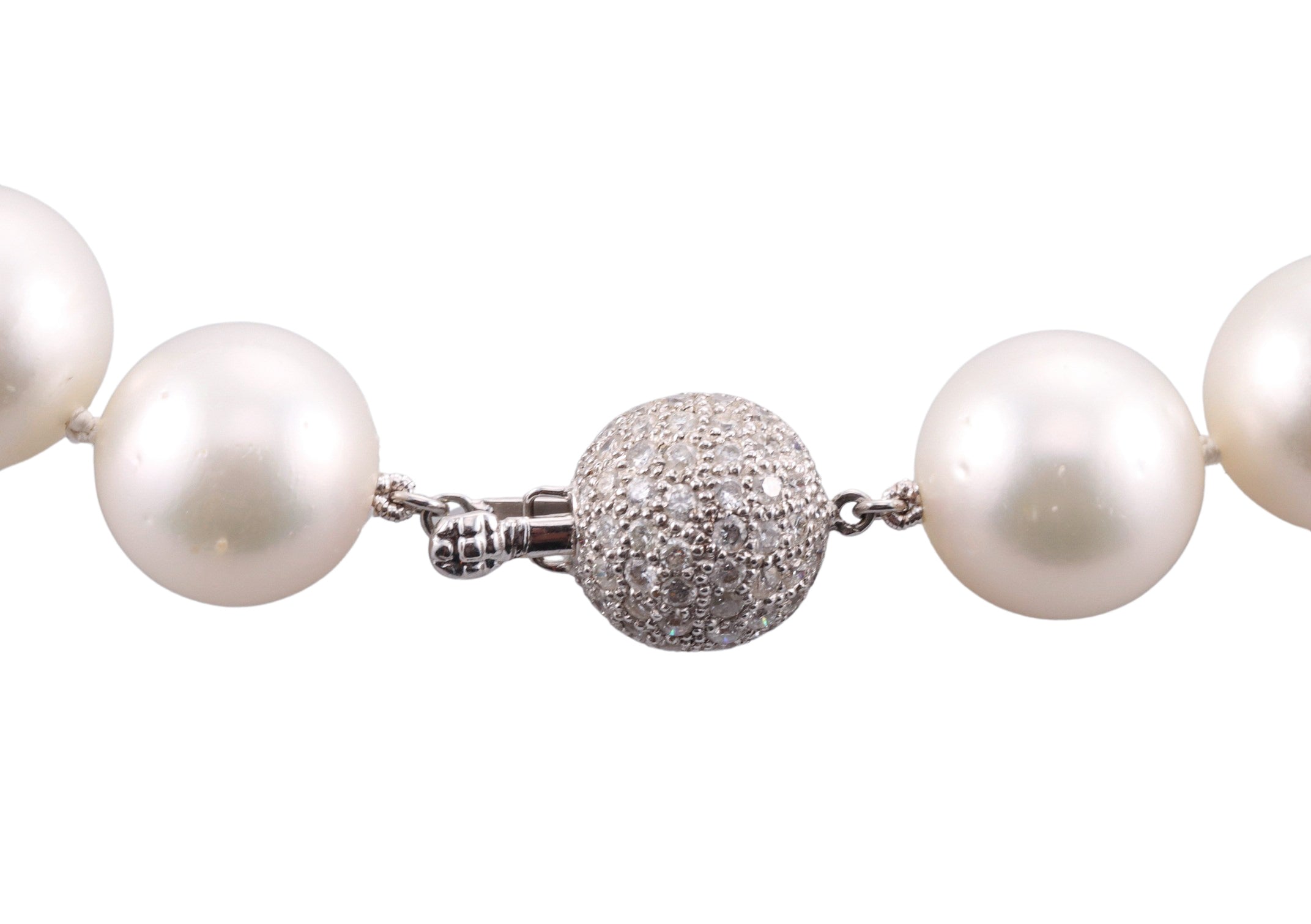 Gold 14mm to 17.8mm South Sea Pearl Diamond Necklace