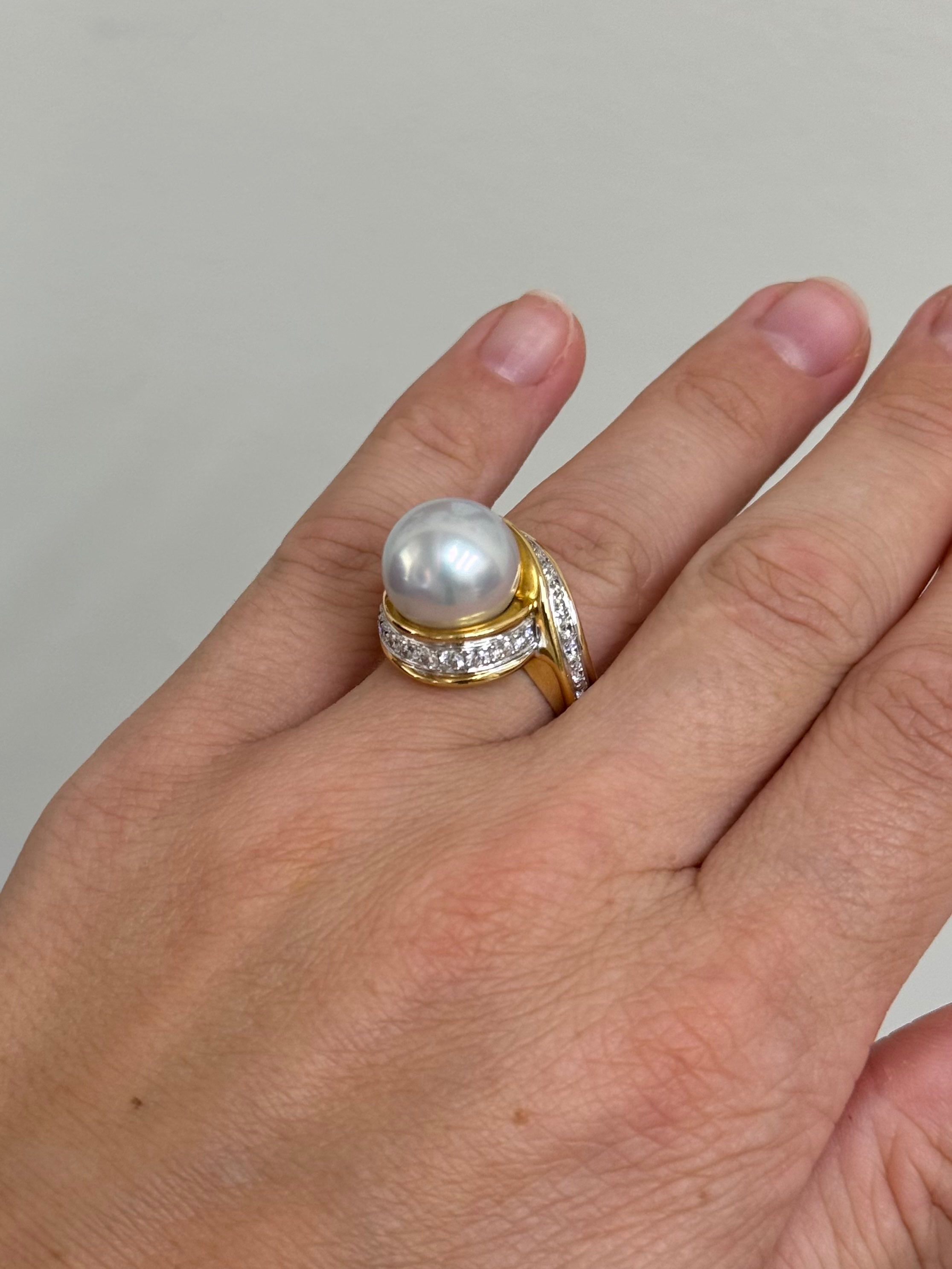 Assael Angela Cummings South Sea Pearl Diamond Scroll Gold Ring