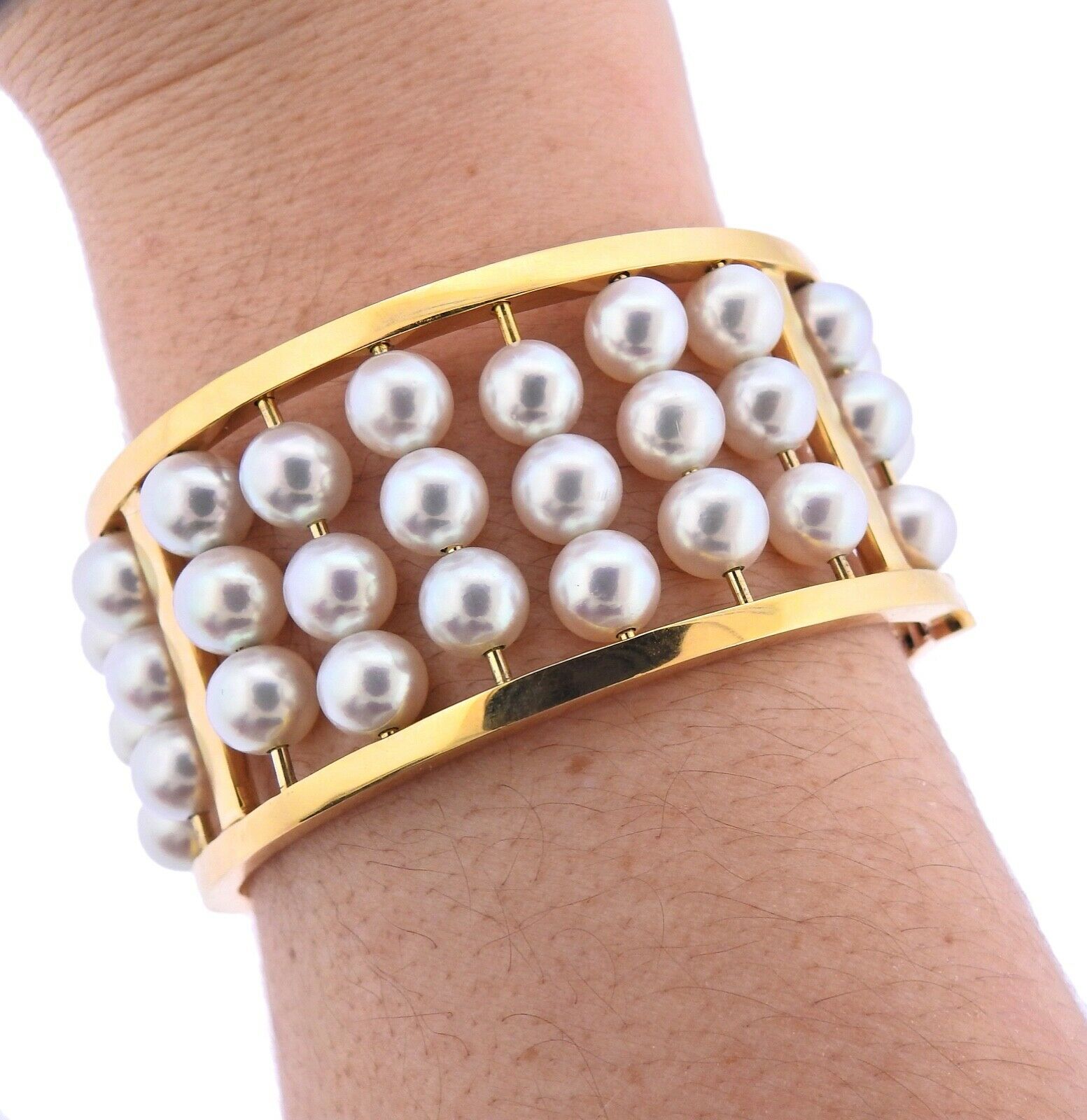 Assael Pearl Gold Wide Bangle Bracelet - Oak Gem