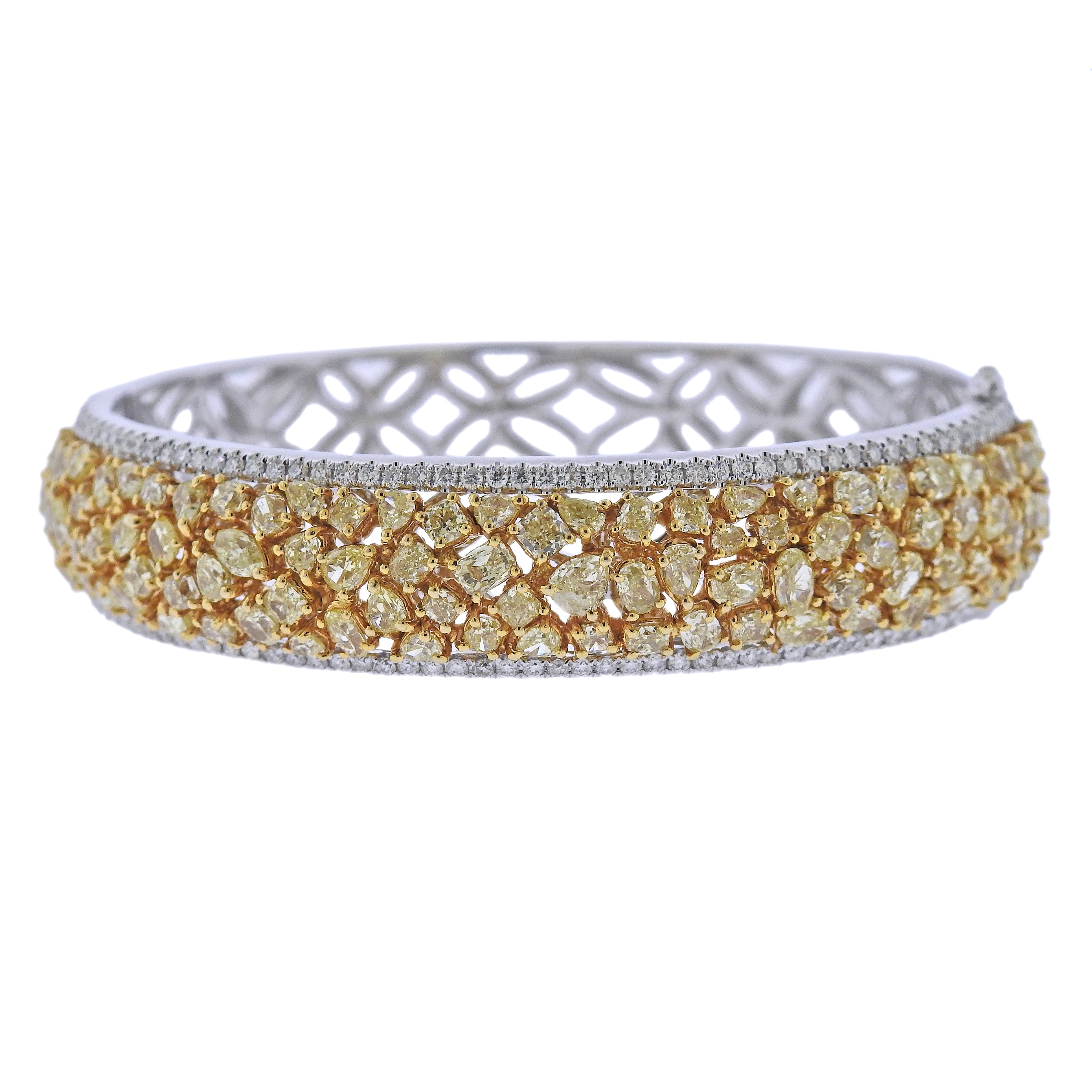 Hana 11.78 Carat Fancy Yellow White Diamond Gold Bangle Bracelet