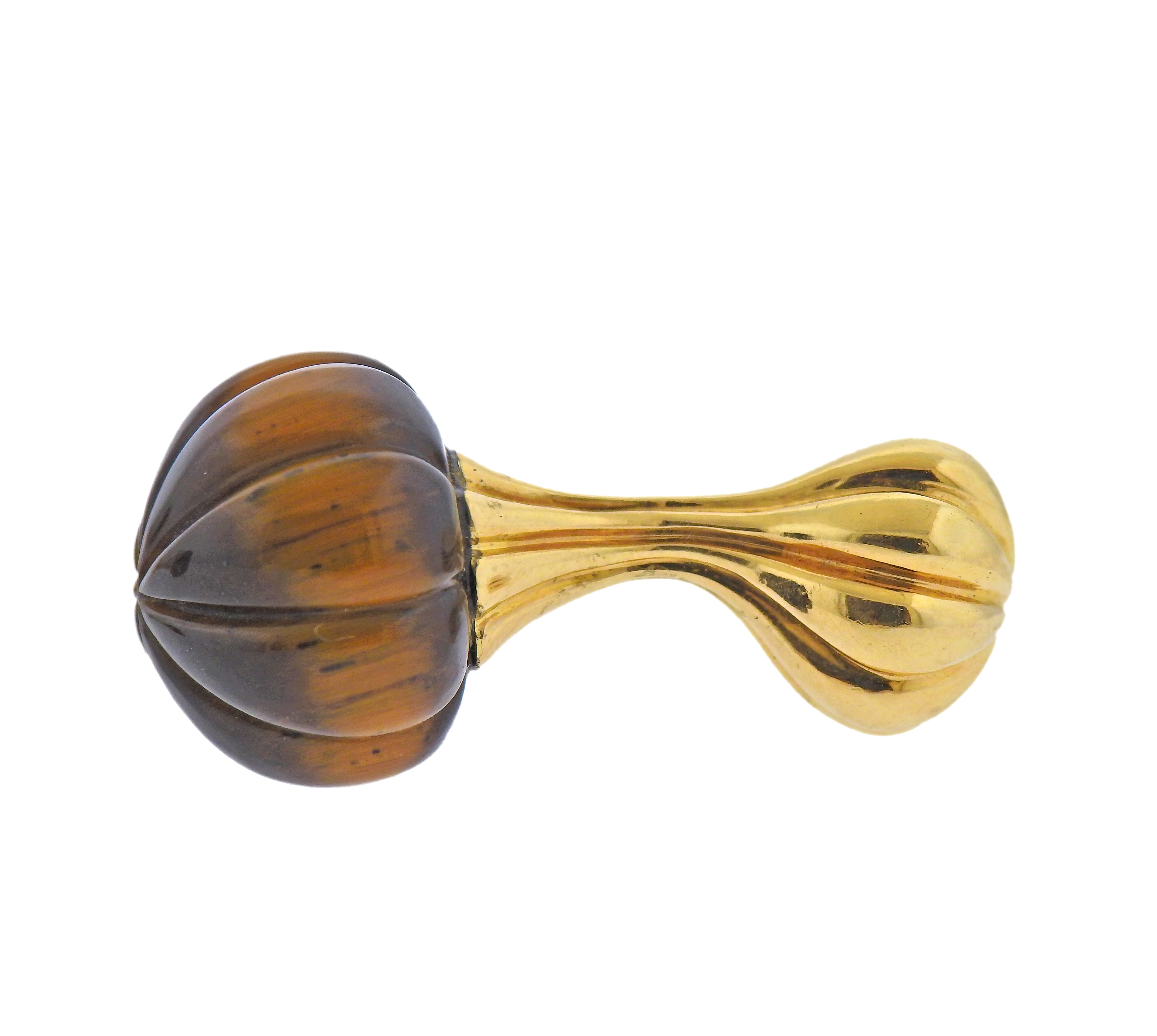 1980s Carved Tiger's Eye Gold Cufflinks - Oak Gem