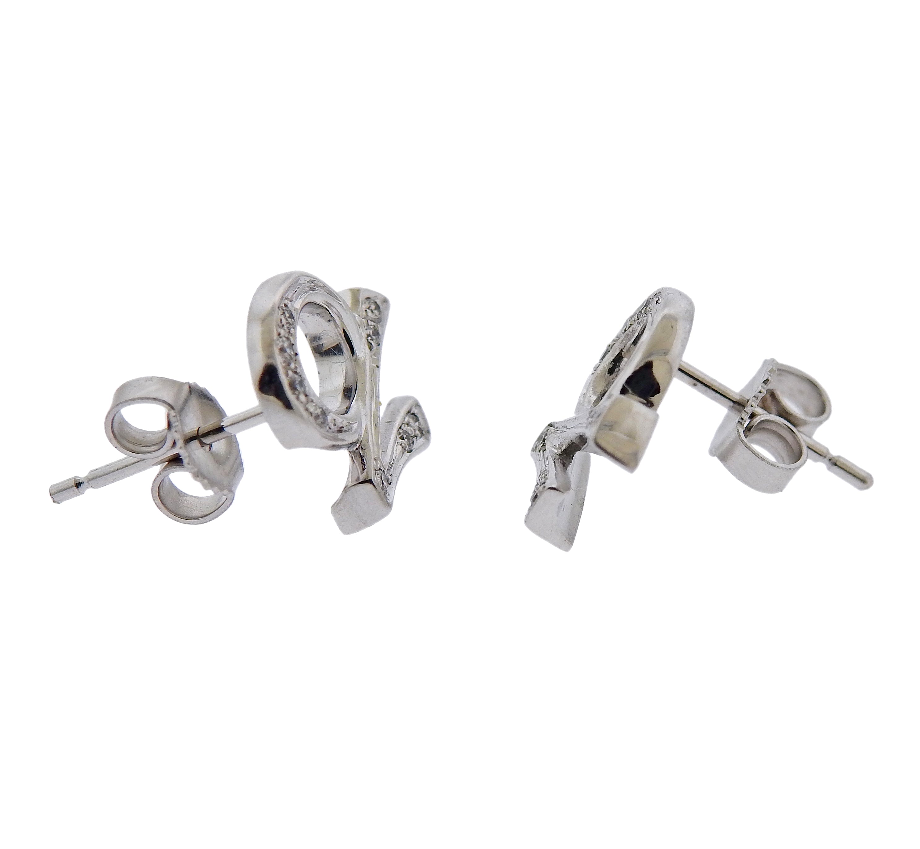Gubelin Gold Diamond Capricorn Zodiac Sign Stud Earrings - Oak Gem