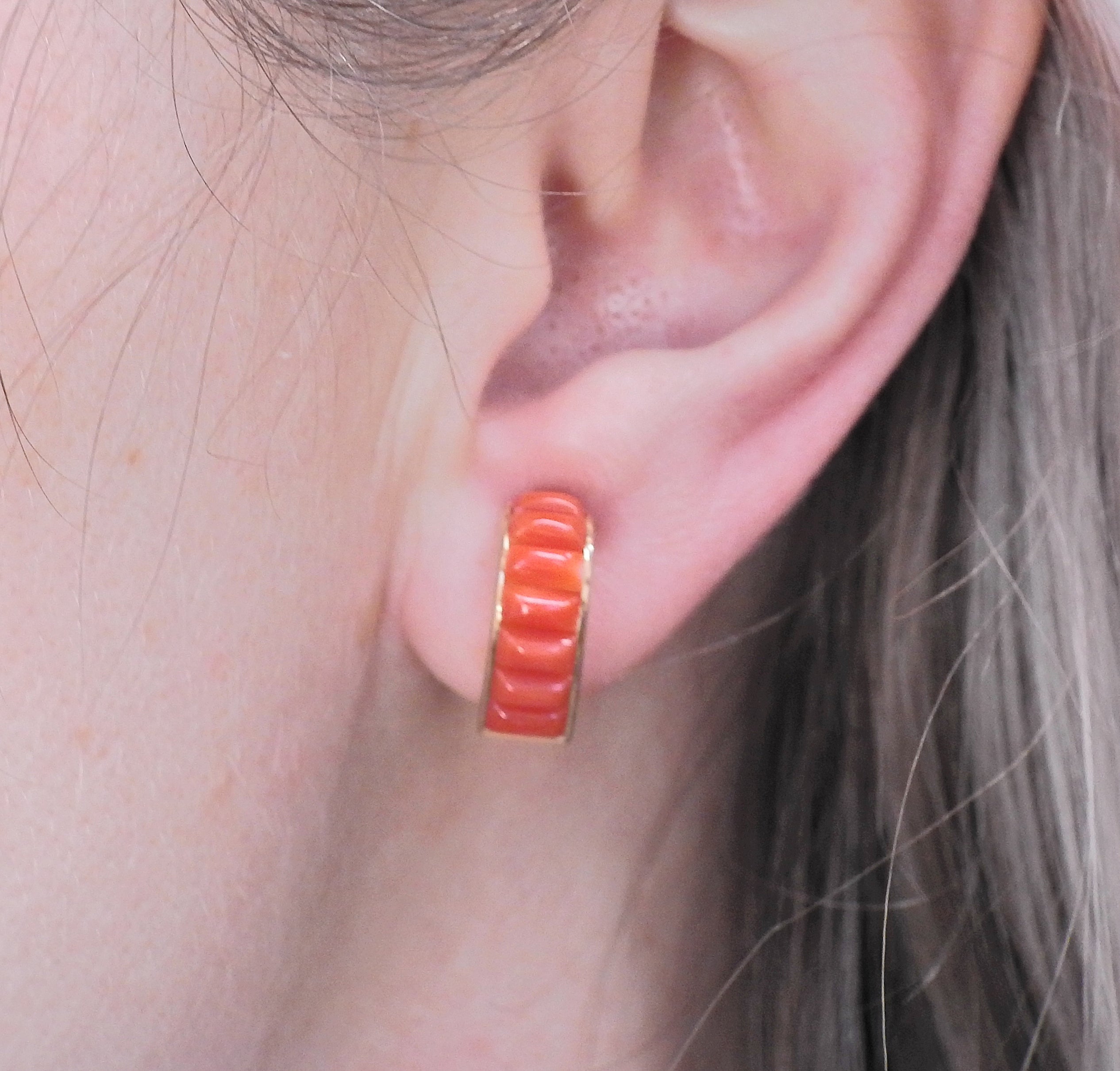 Seaman Schepps Giro Reversible Ceramic Coral Gold Doorknocker Earrings