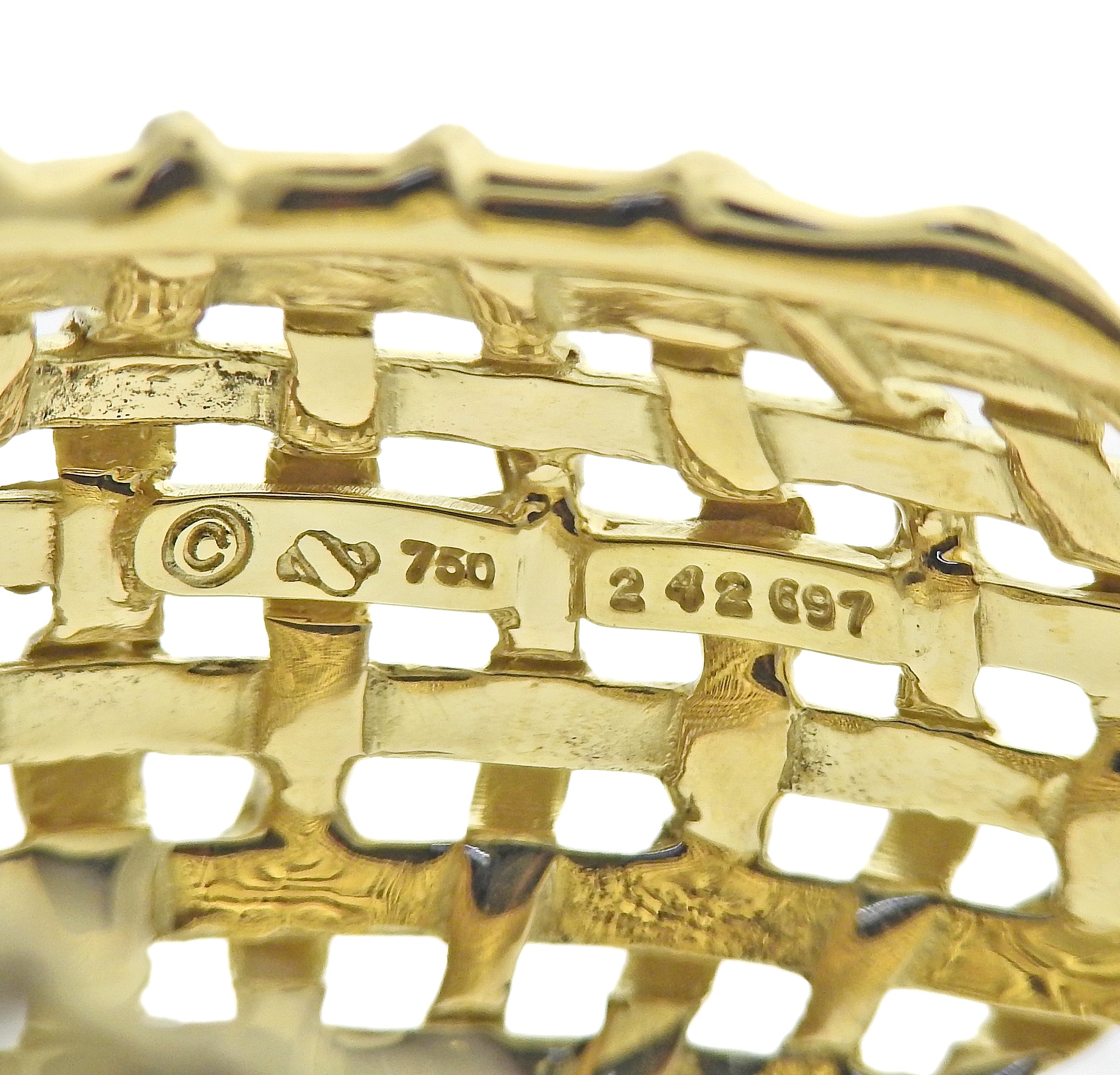 Seaman Schepps Nantucket Lightship Gold Cuff Bracelet