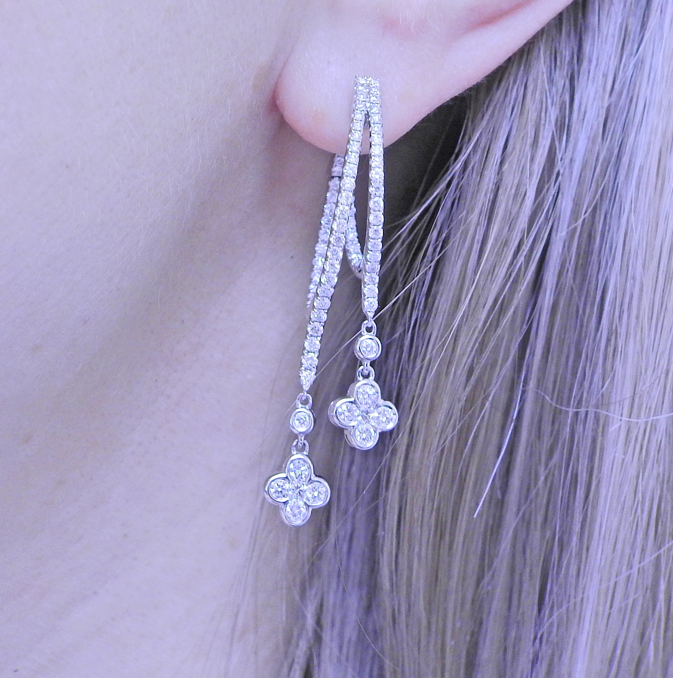 Roberto Coin Diamond Flower Drop Gold Earrings