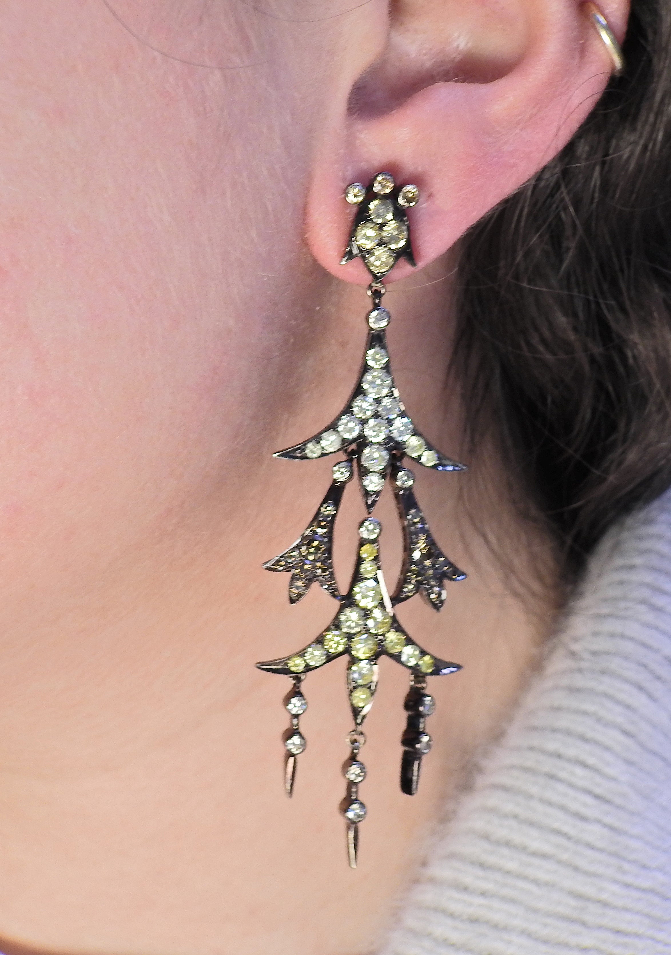 Fancy 6ctw Diamond Gold Chandelier Earrings