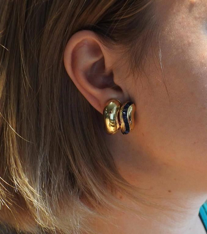Seaman Schepps Sugarloaf Sapphire Gold Earrings - Oak Gem